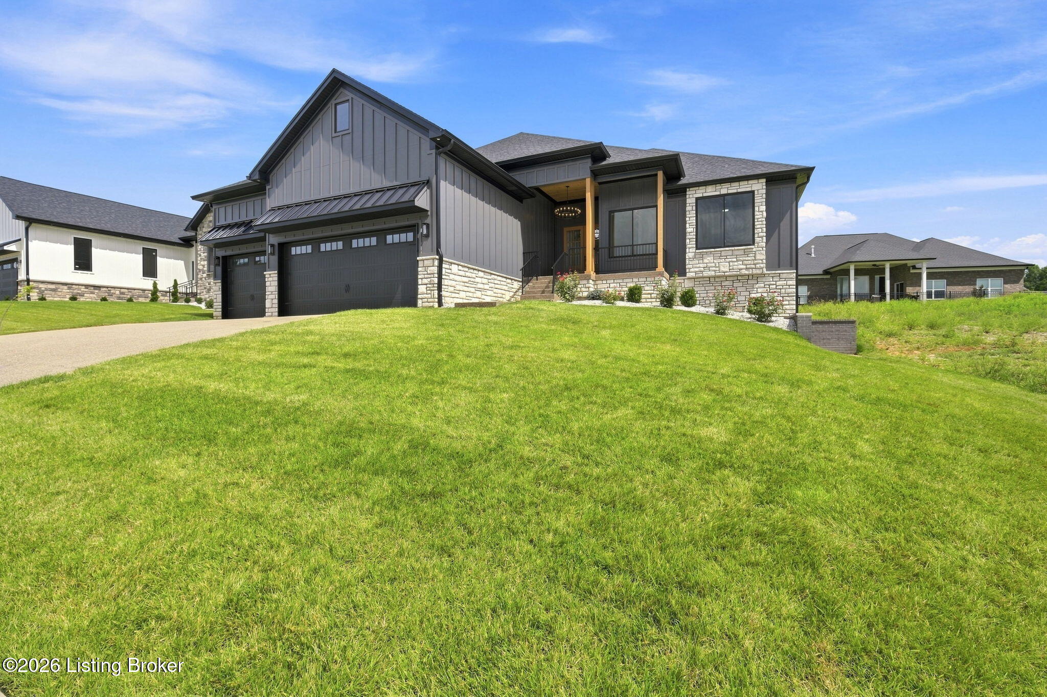 1507 Lincoln Hill Way Property Photo 3