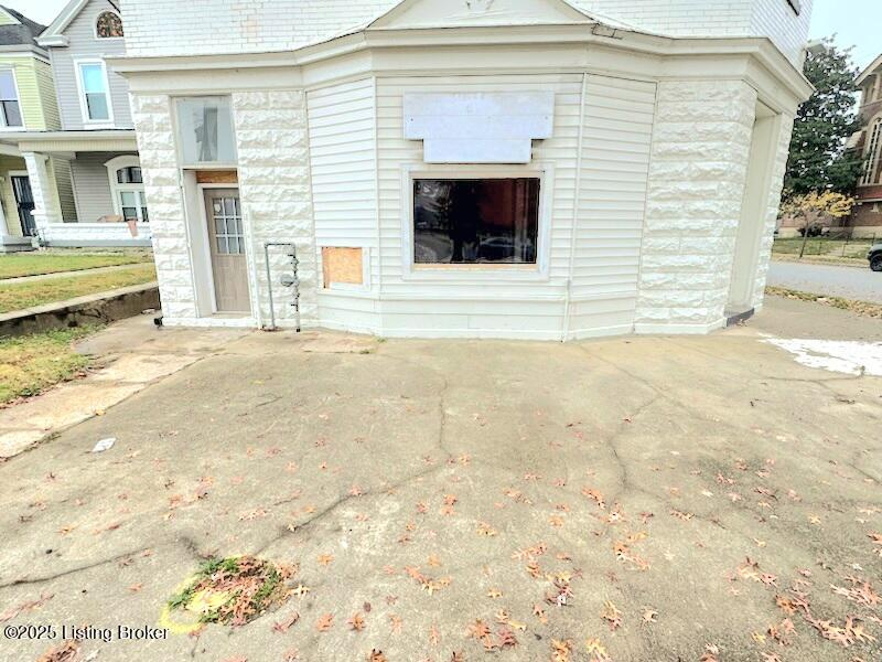 3000 S 3rd St Property Photo 2