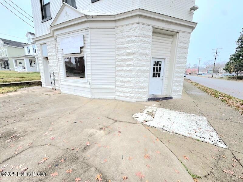 3000 S 3rd St Property Photo 3