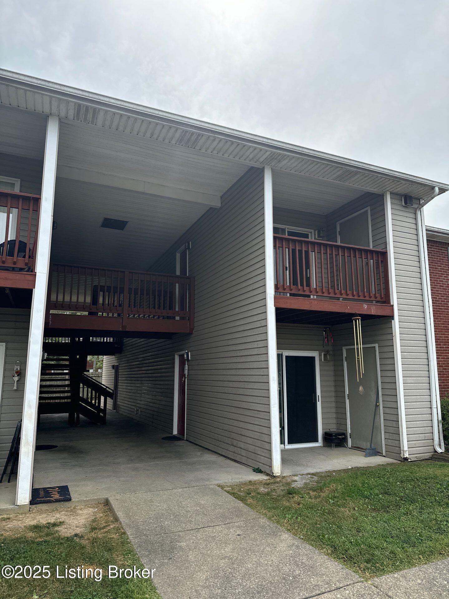 4109 Blue Lick Ct 6 Property Photo 1