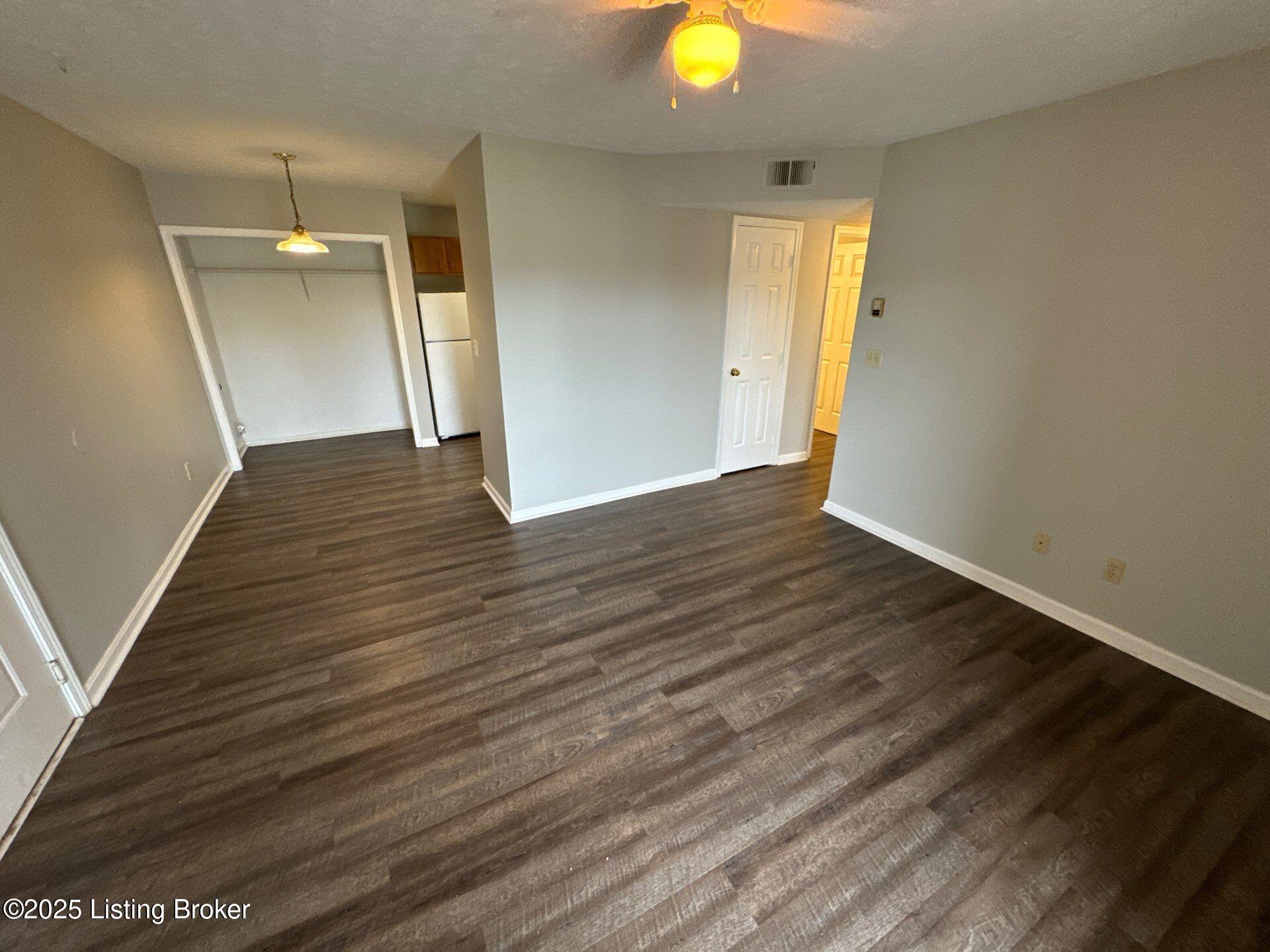 4109 Blue Lick Ct 6 Property Photo 6