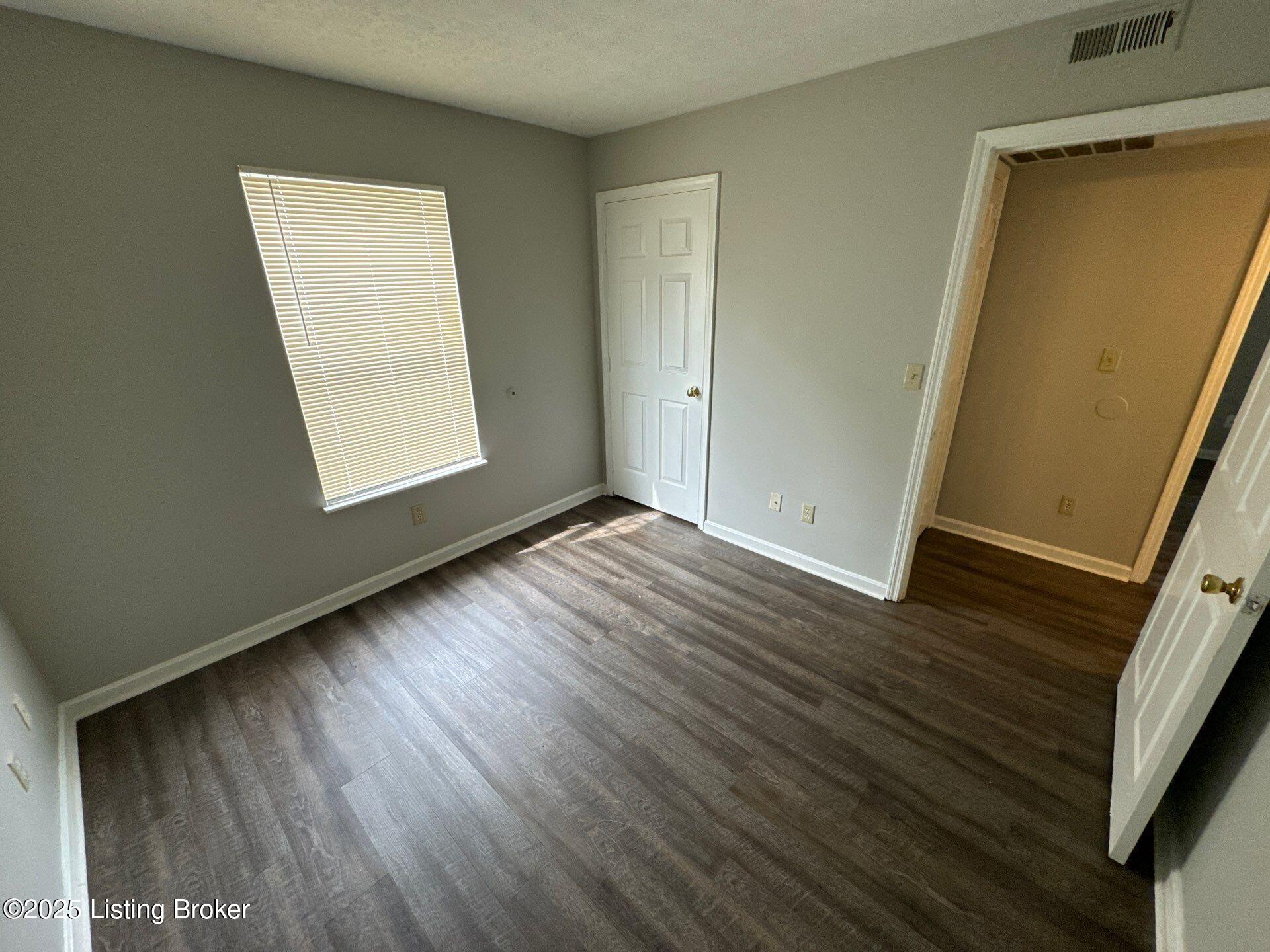 4109 Blue Lick Ct 6 Property Photo 8