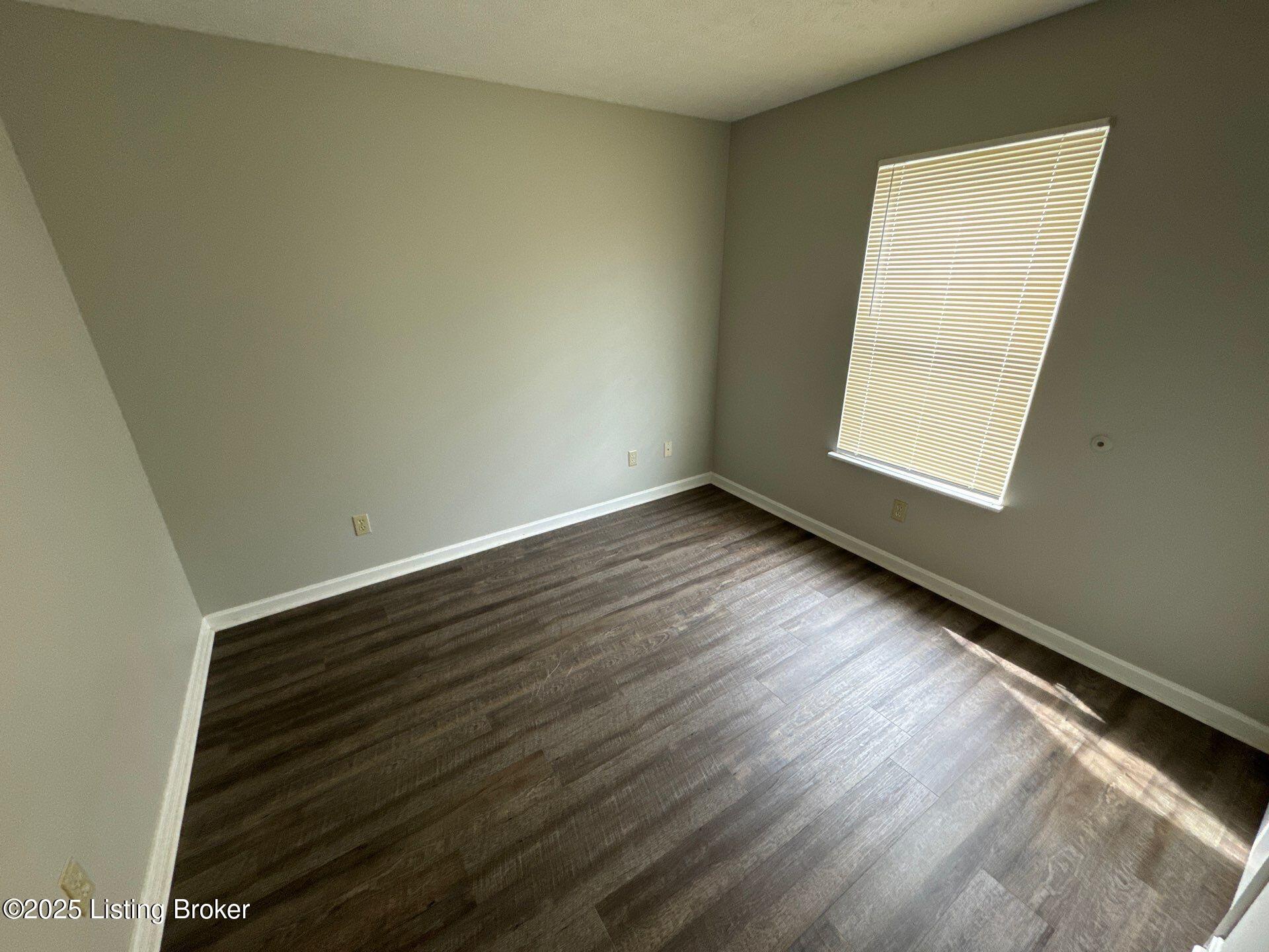 4109 Blue Lick Ct 6 Property Photo 10