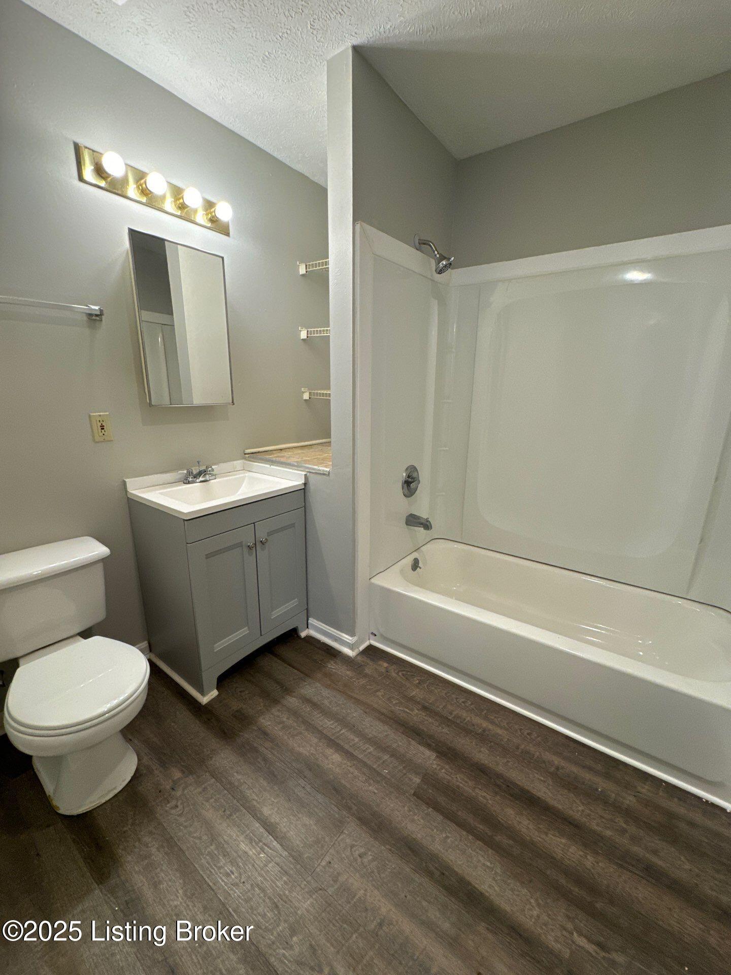 4109 Blue Lick Ct 6 Property Photo 12