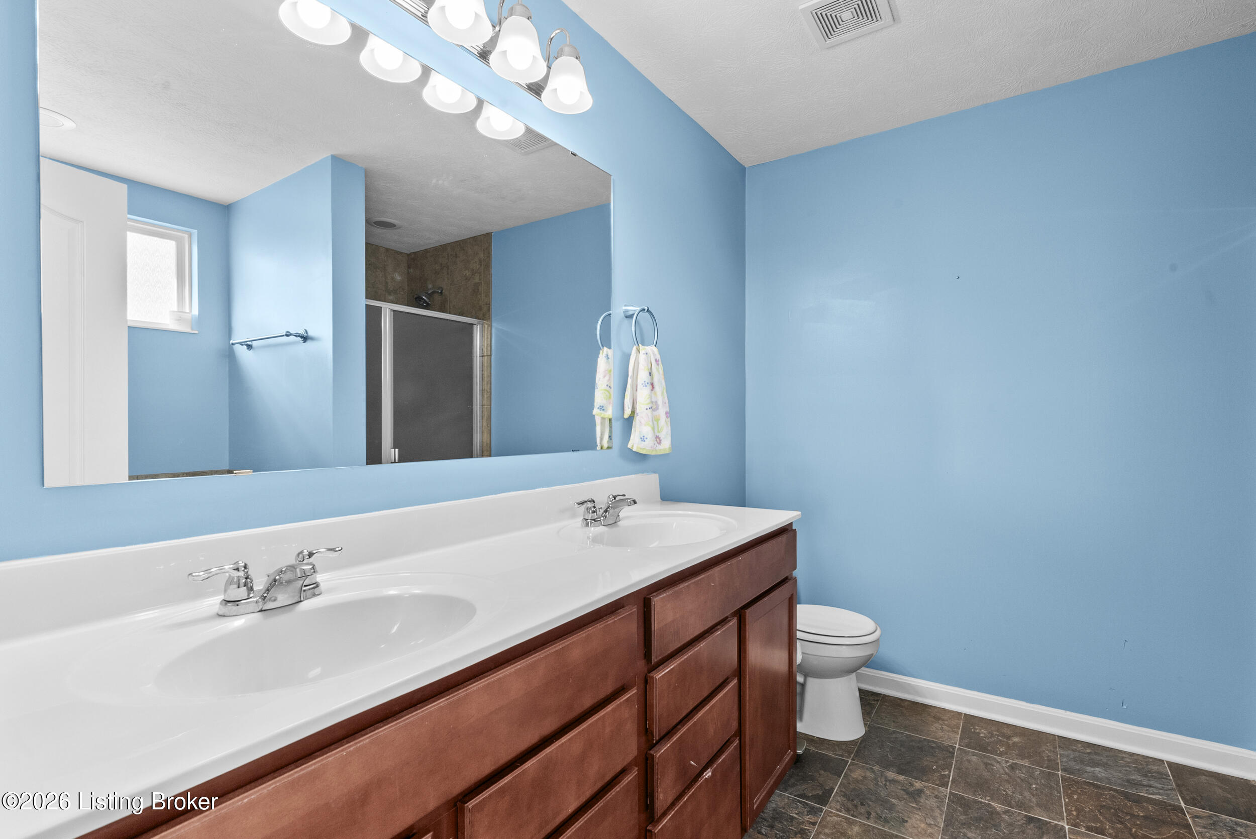 11723 Trottingham Cir Property Photo 27
