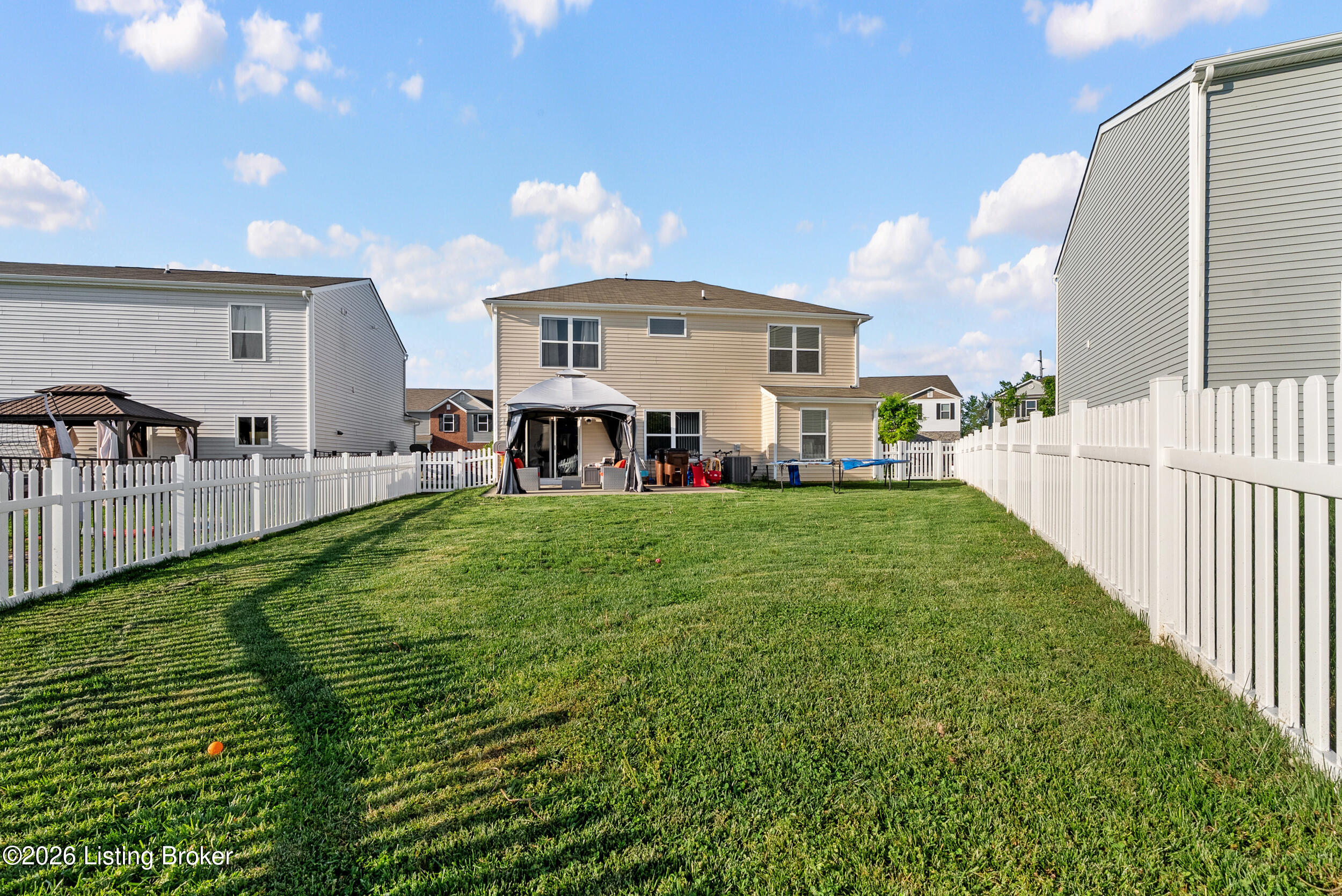 11723 Trottingham Cir Property Photo 31
