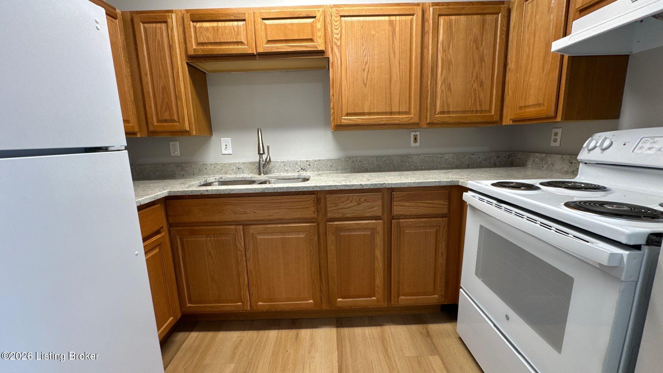 4101 Blue Lick Ct 2 Property Photo 11