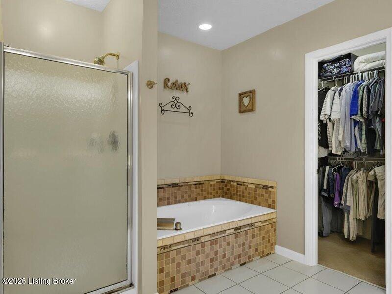 7505 Deer Hollow Ln Property Photo 30