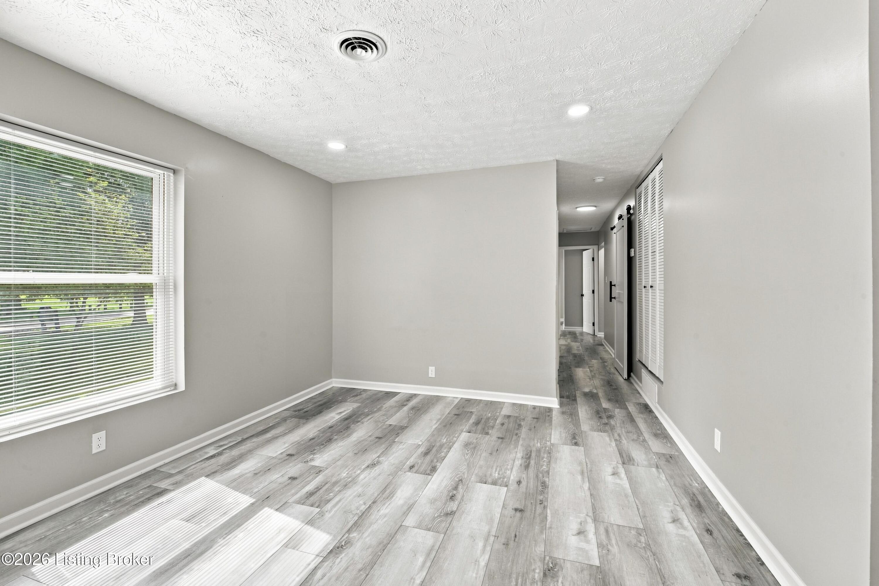 6620 Ashby Ln Property Photo 2