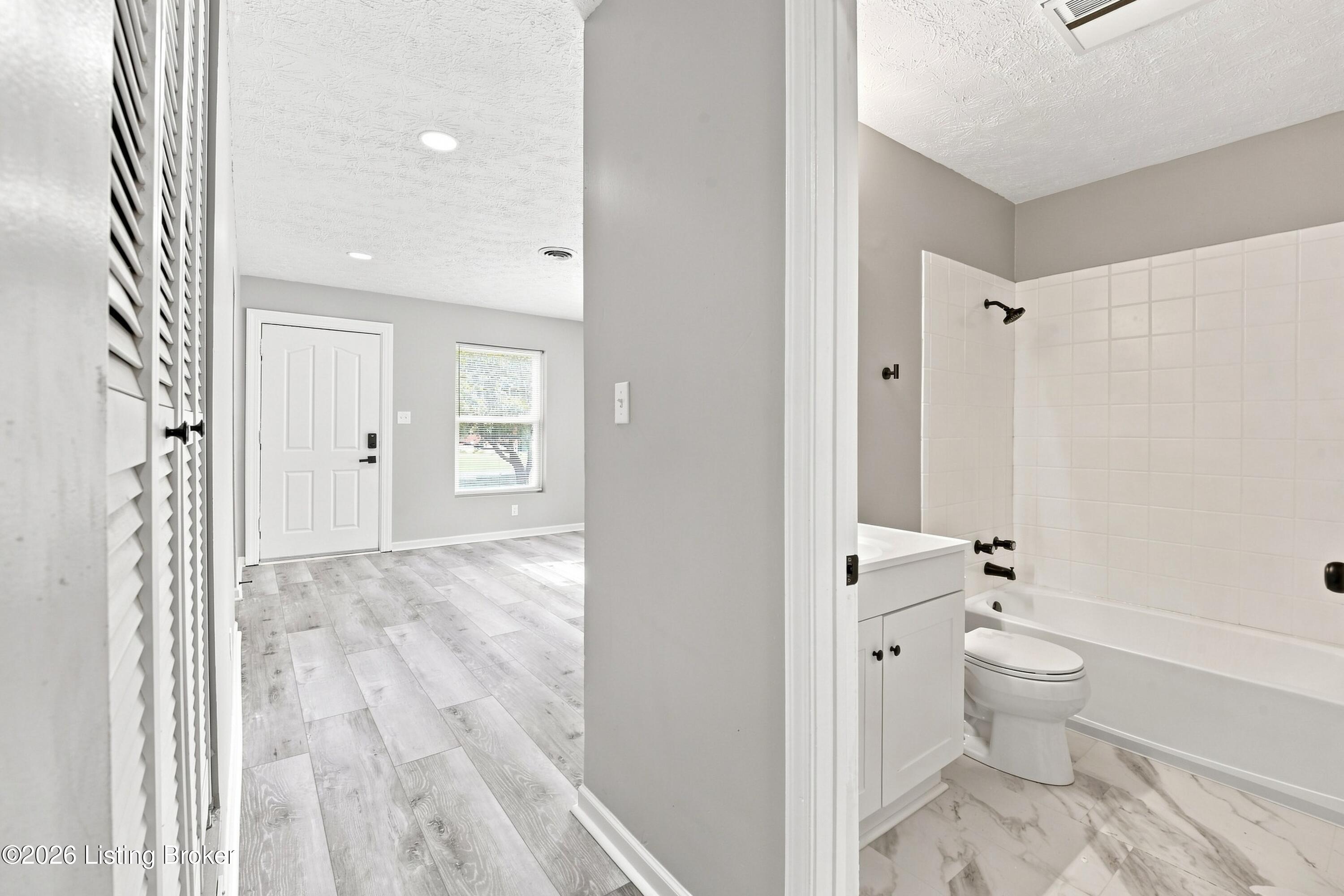 6620 Ashby Ln Property Photo 9