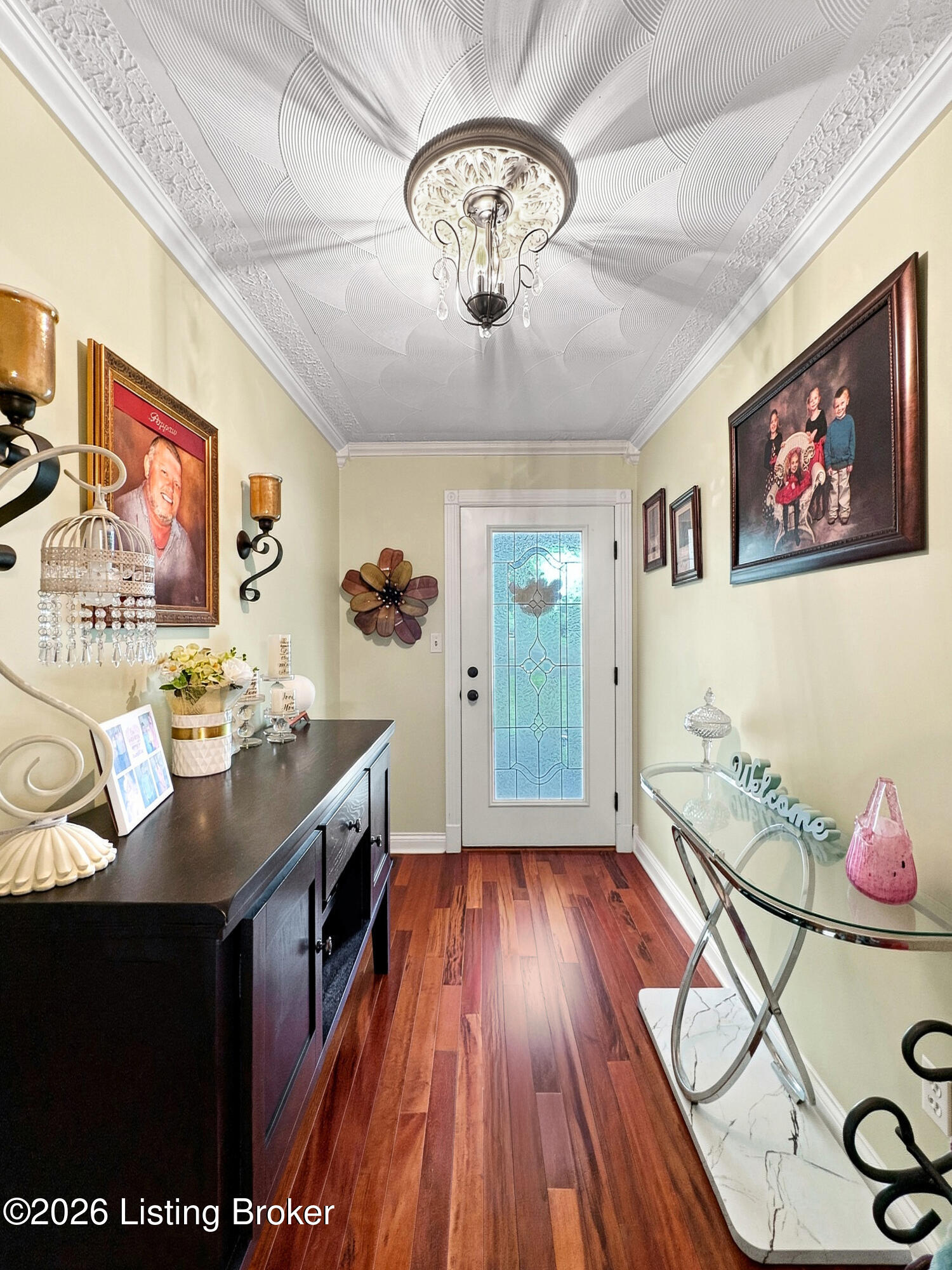 102 Walnut St Property Photo 7