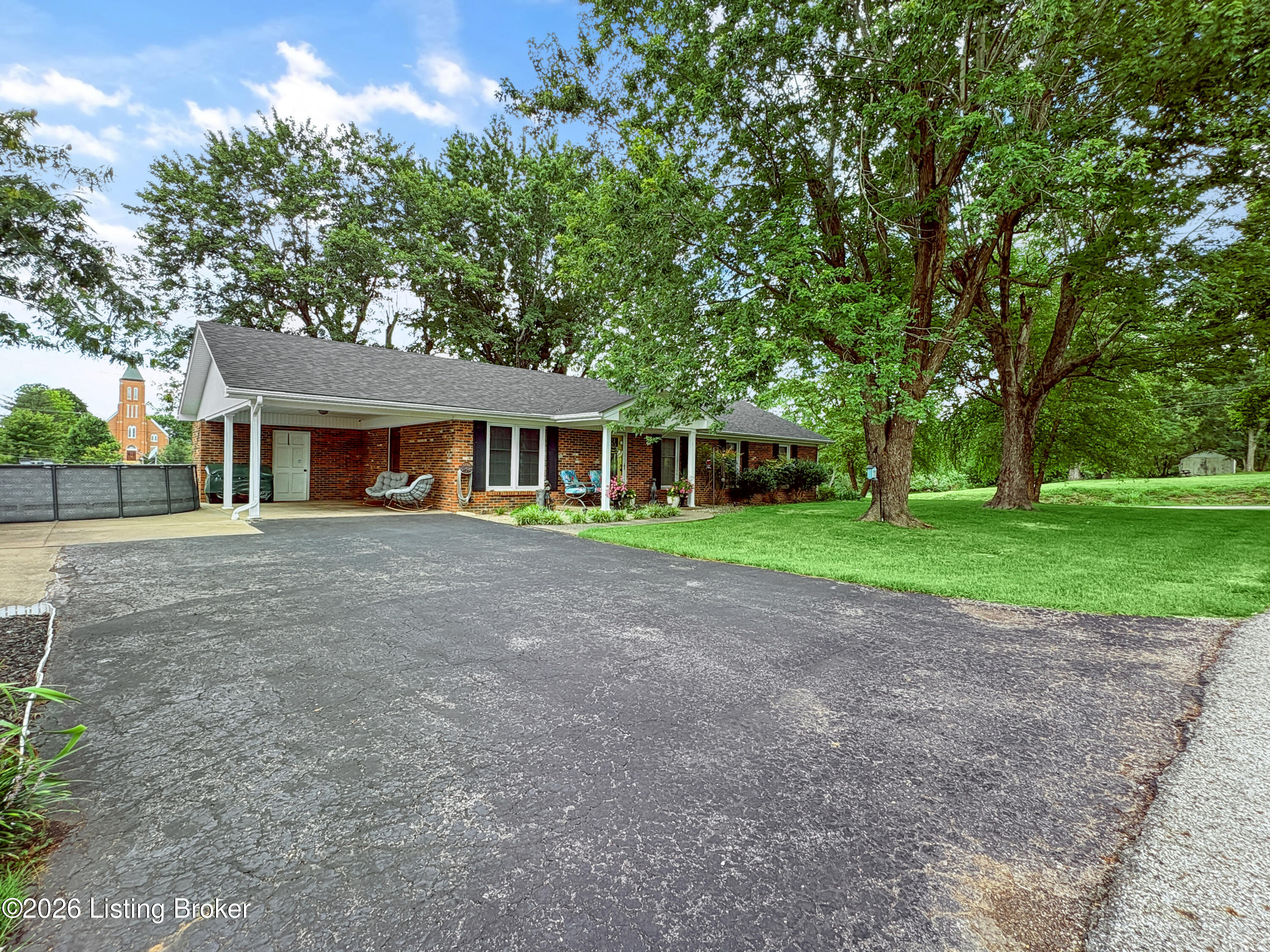 102 Walnut St Property Photo 21
