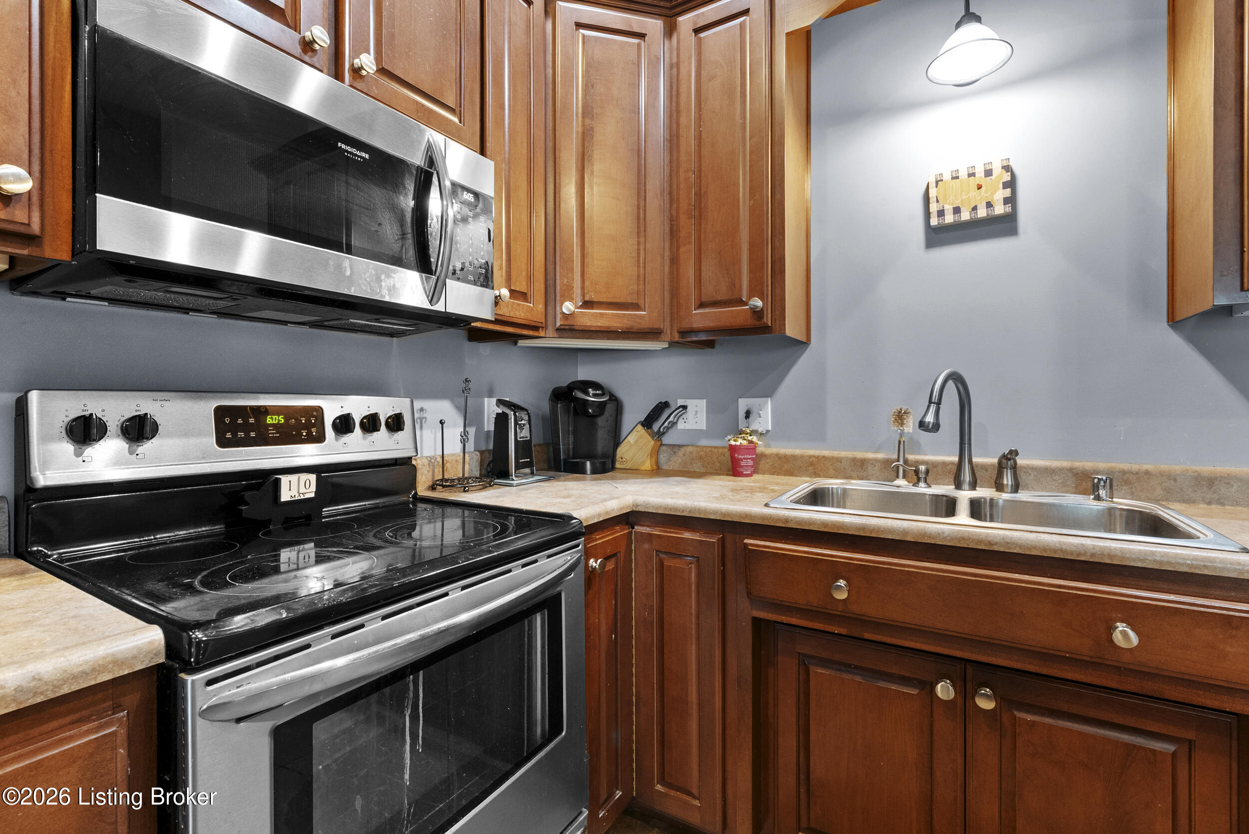 304 Hutchins Ridge Rd Property Photo 14