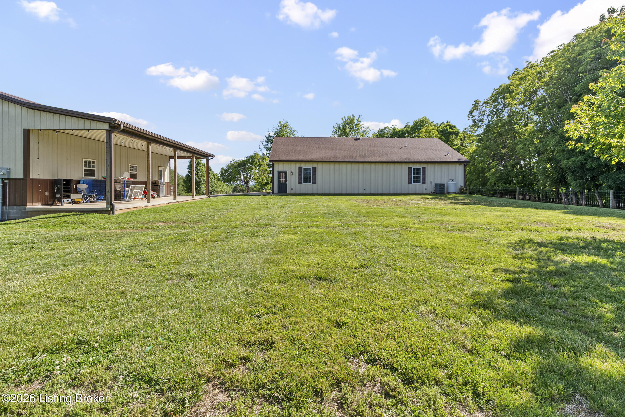 304 Hutchins Ridge Rd Property Photo 40