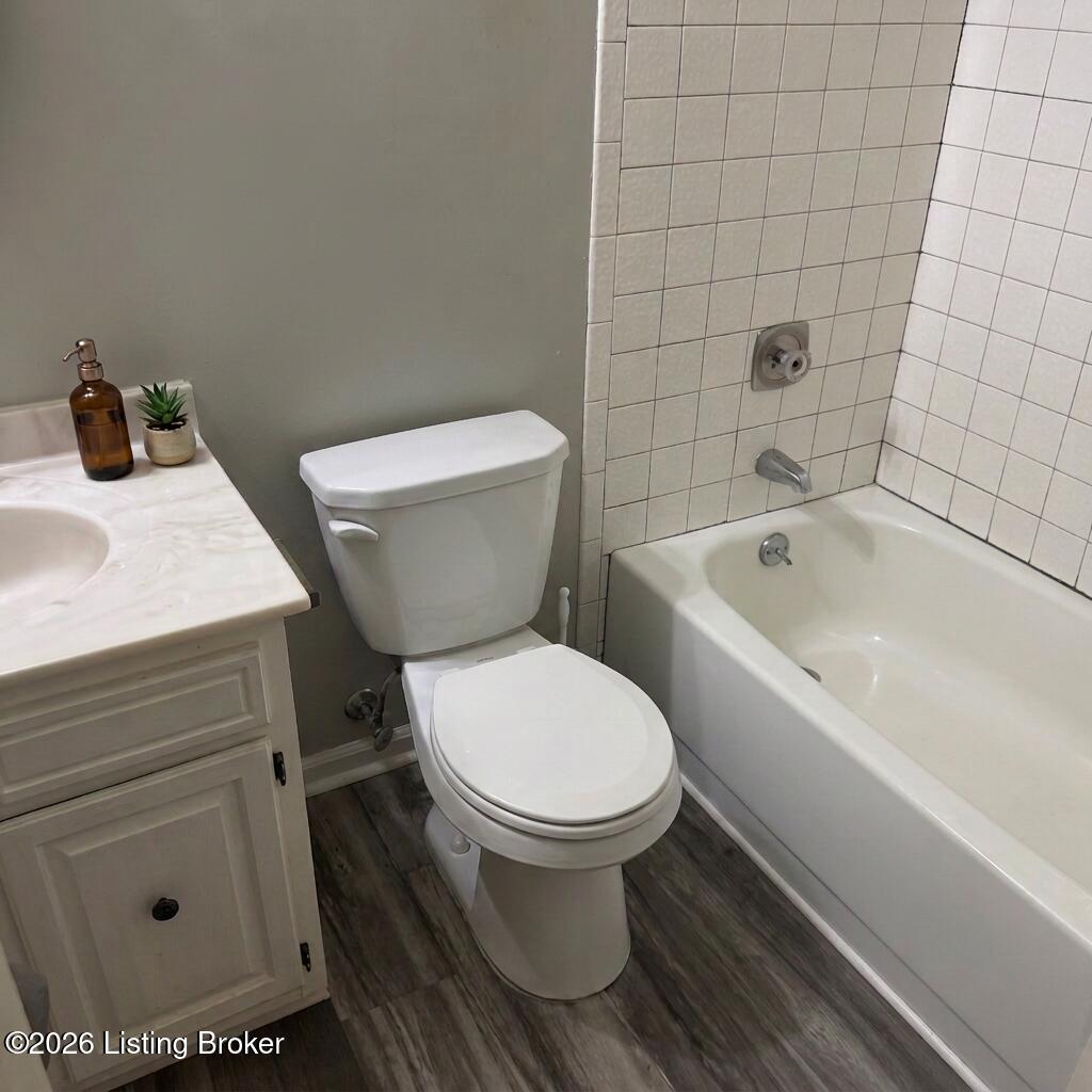 3009 Brookway Ct Property Photo 9