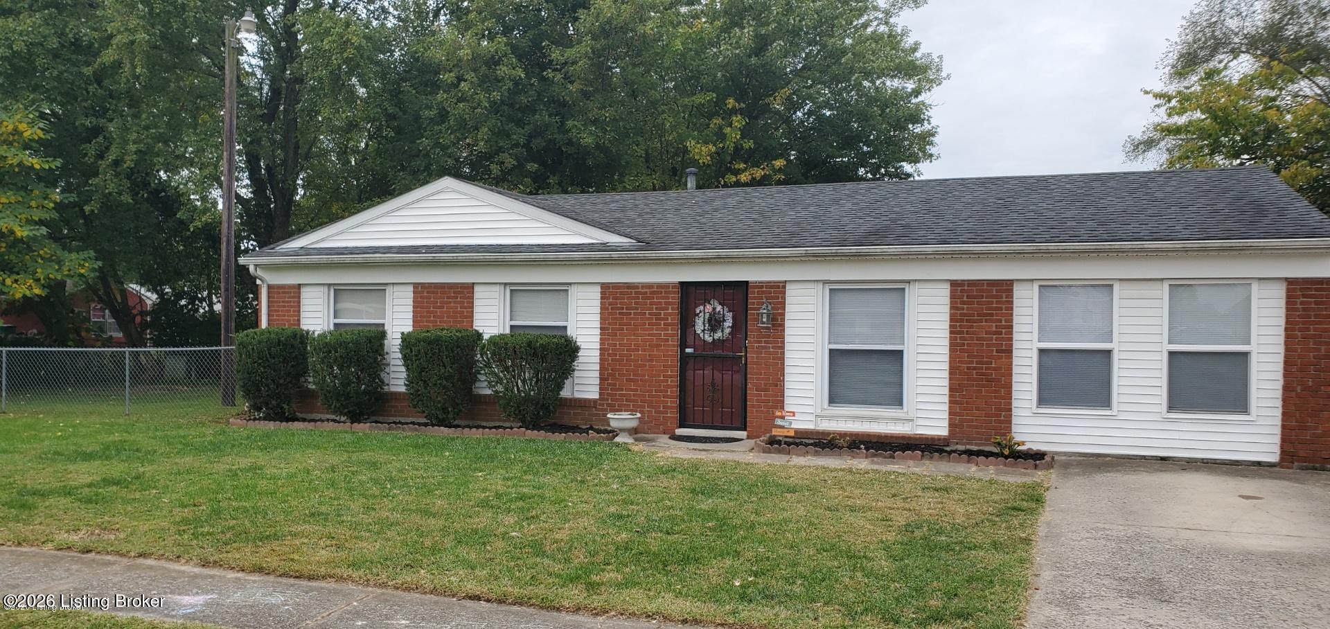 5008 Mansfield Ln Property Photo 1