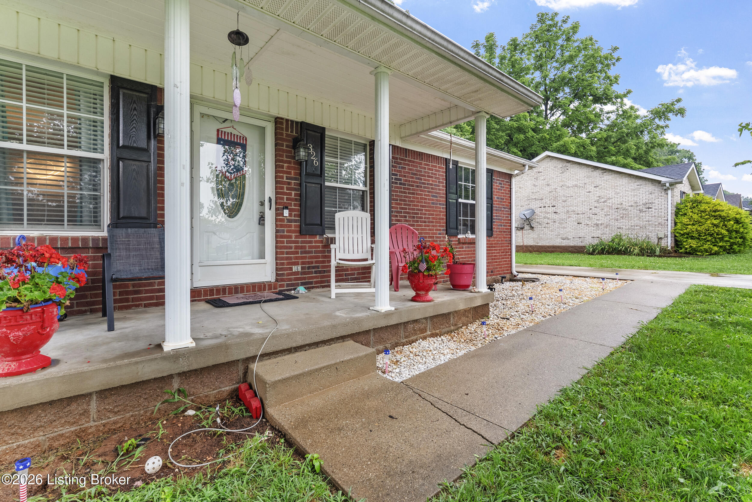 326 Camptown Rd Property Photo 3