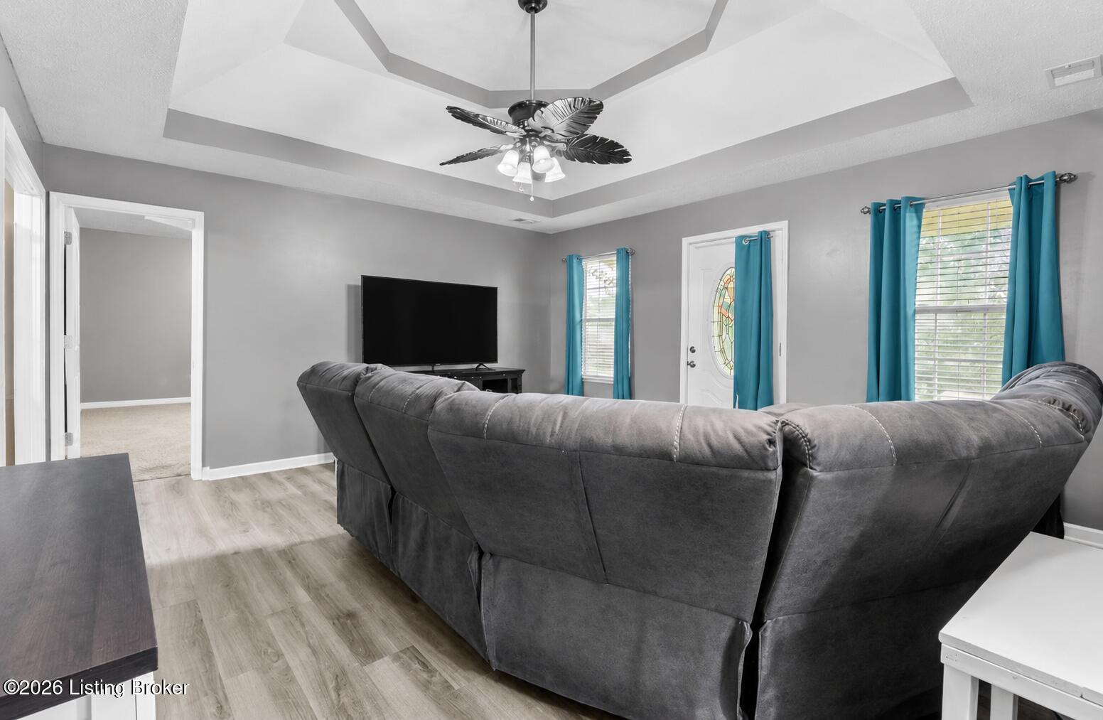 326 Camptown Rd Property Photo 6