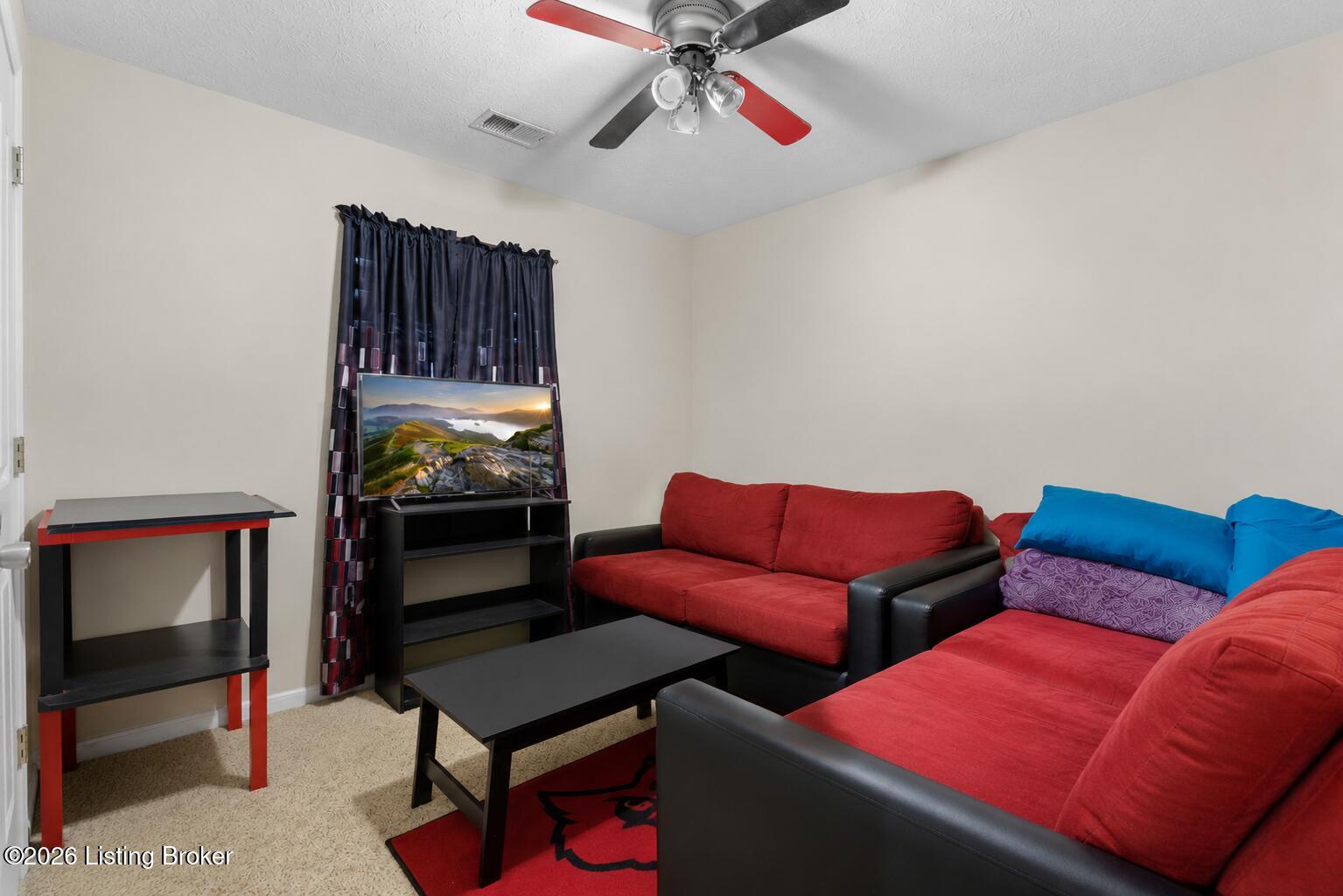 326 Camptown Rd Property Photo 16