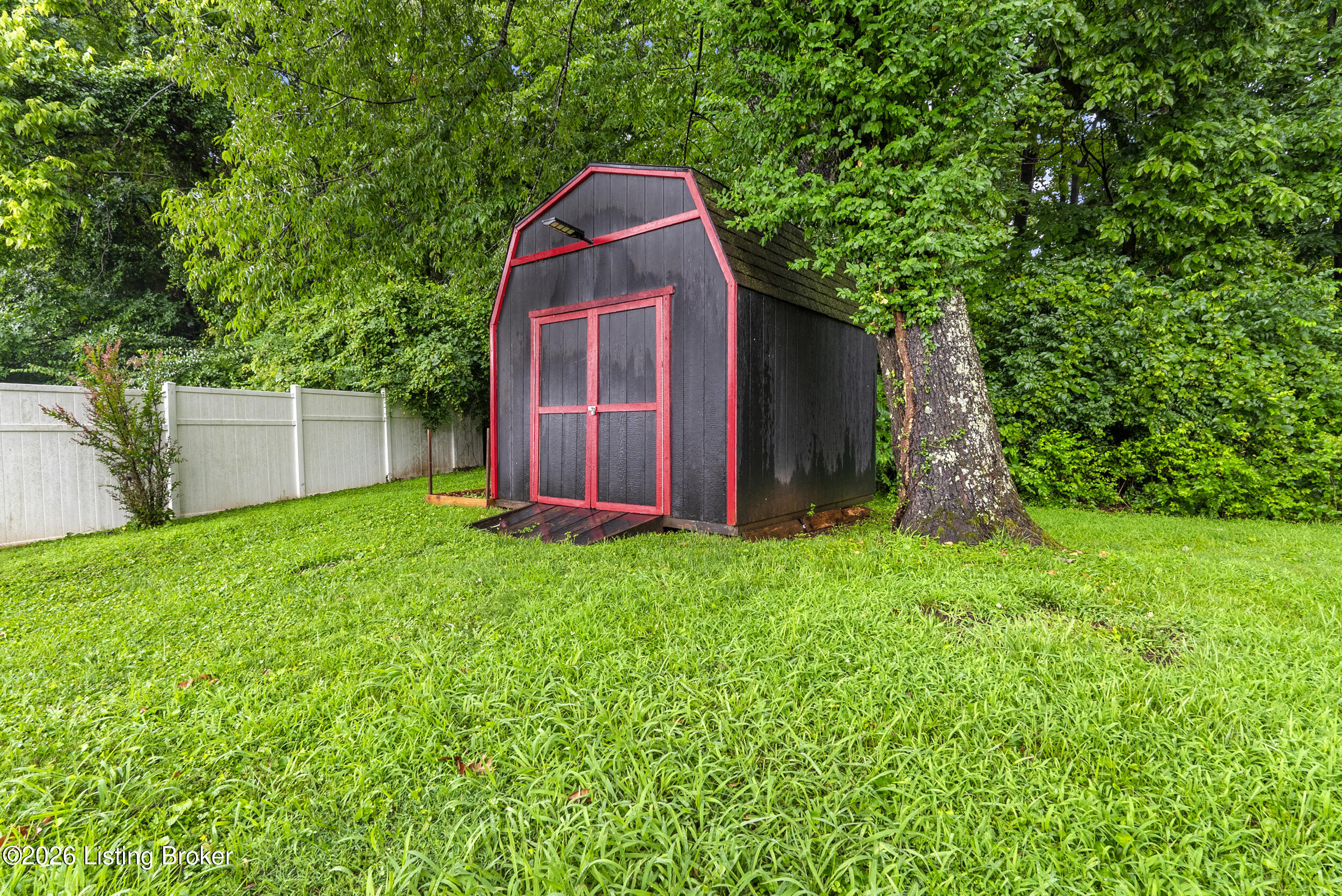 326 Camptown Rd Property Photo 22