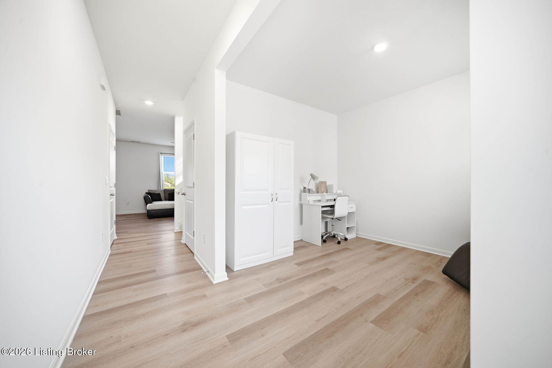 11108 Pheasant Run Ct Property Photo 7