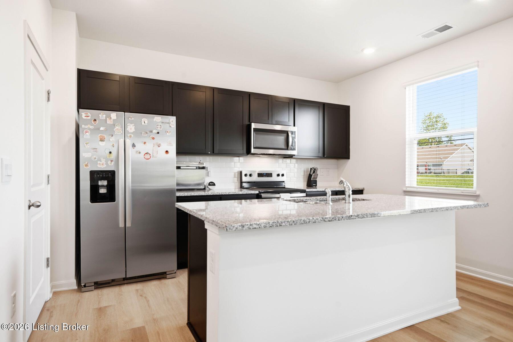 11108 Pheasant Run Ct Property Photo 16