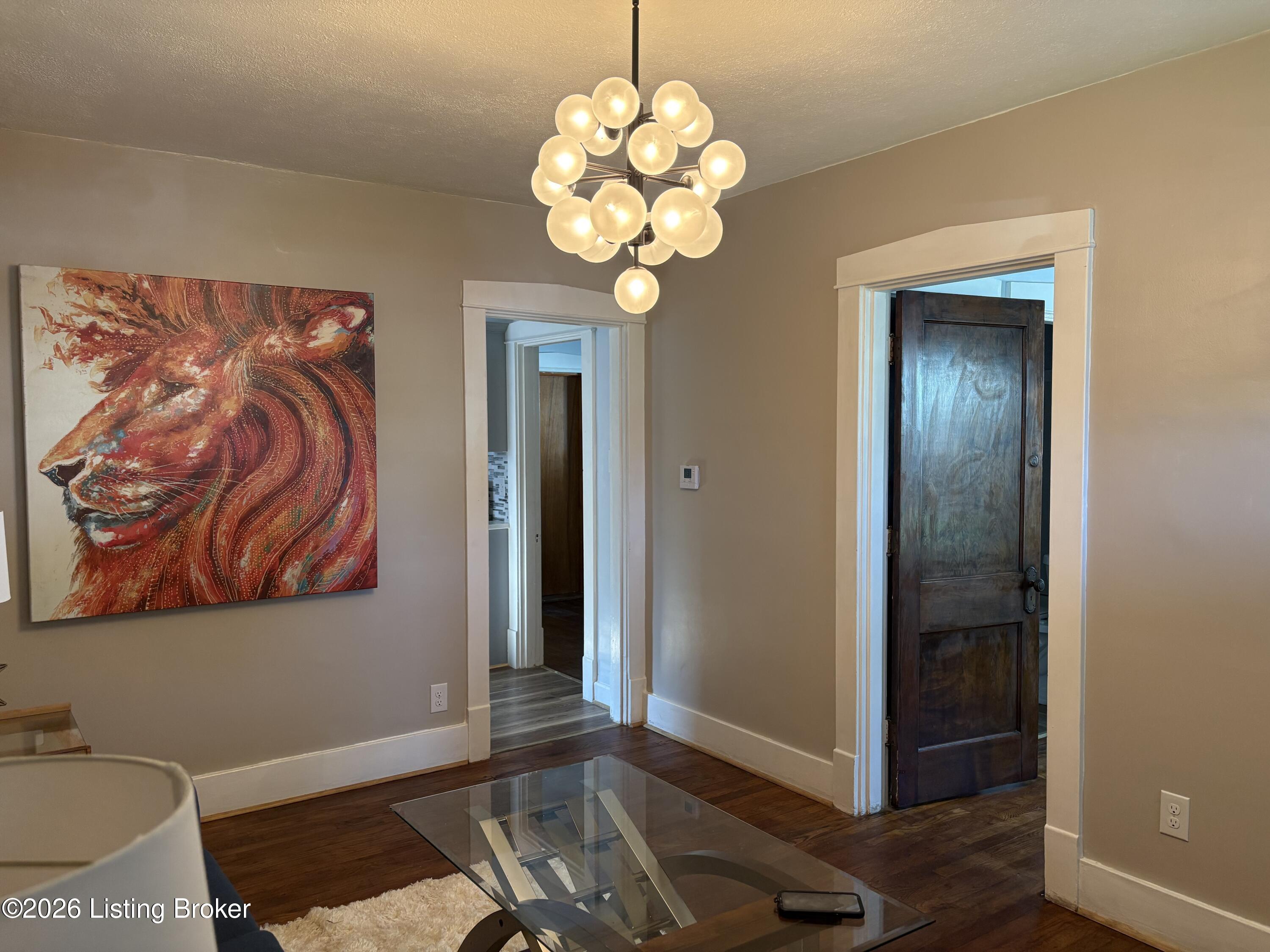 633 Merwin Ave Property Photo 9