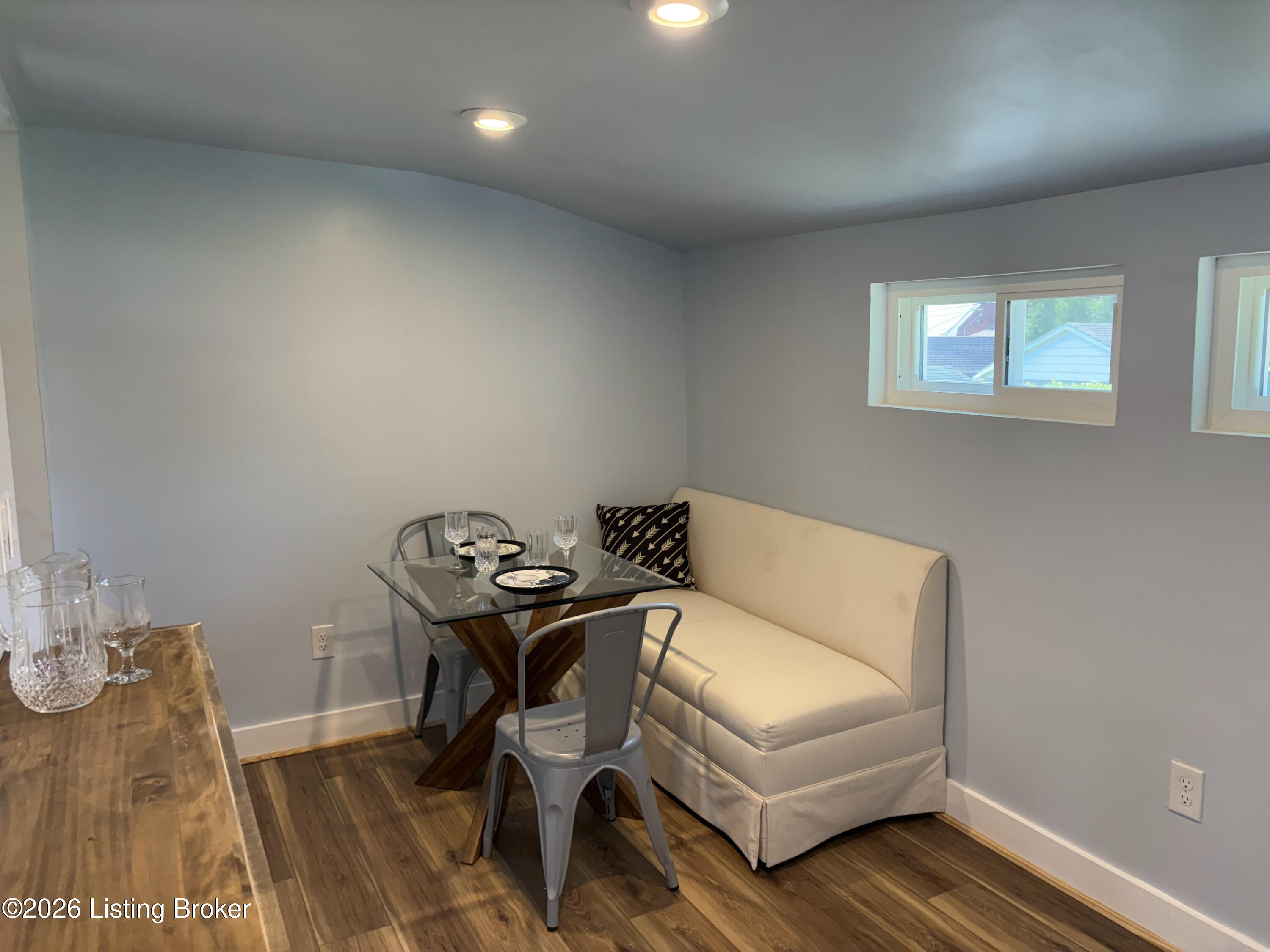 633 Merwin Ave Property Photo 14