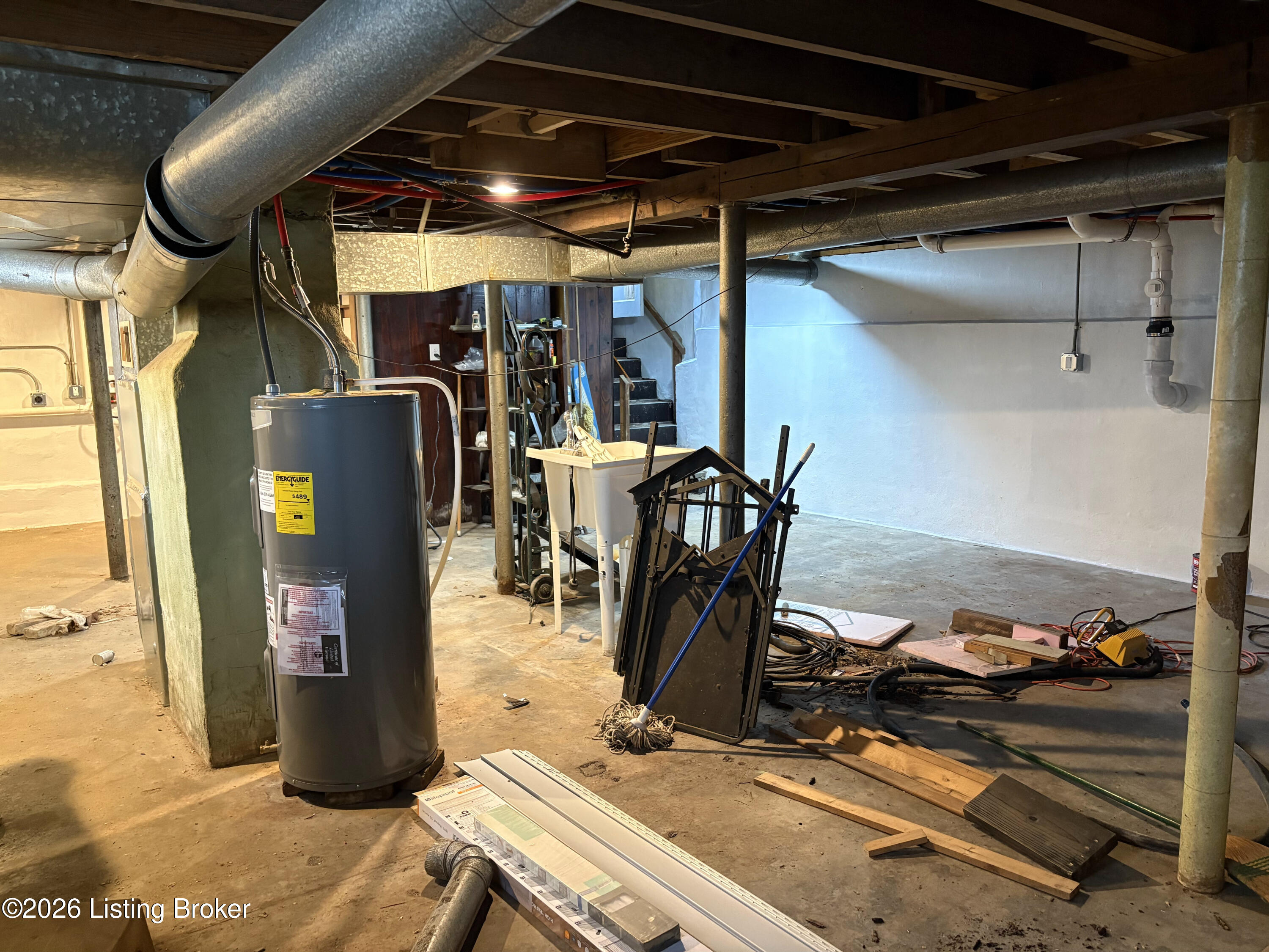 633 Merwin Ave Property Photo 16