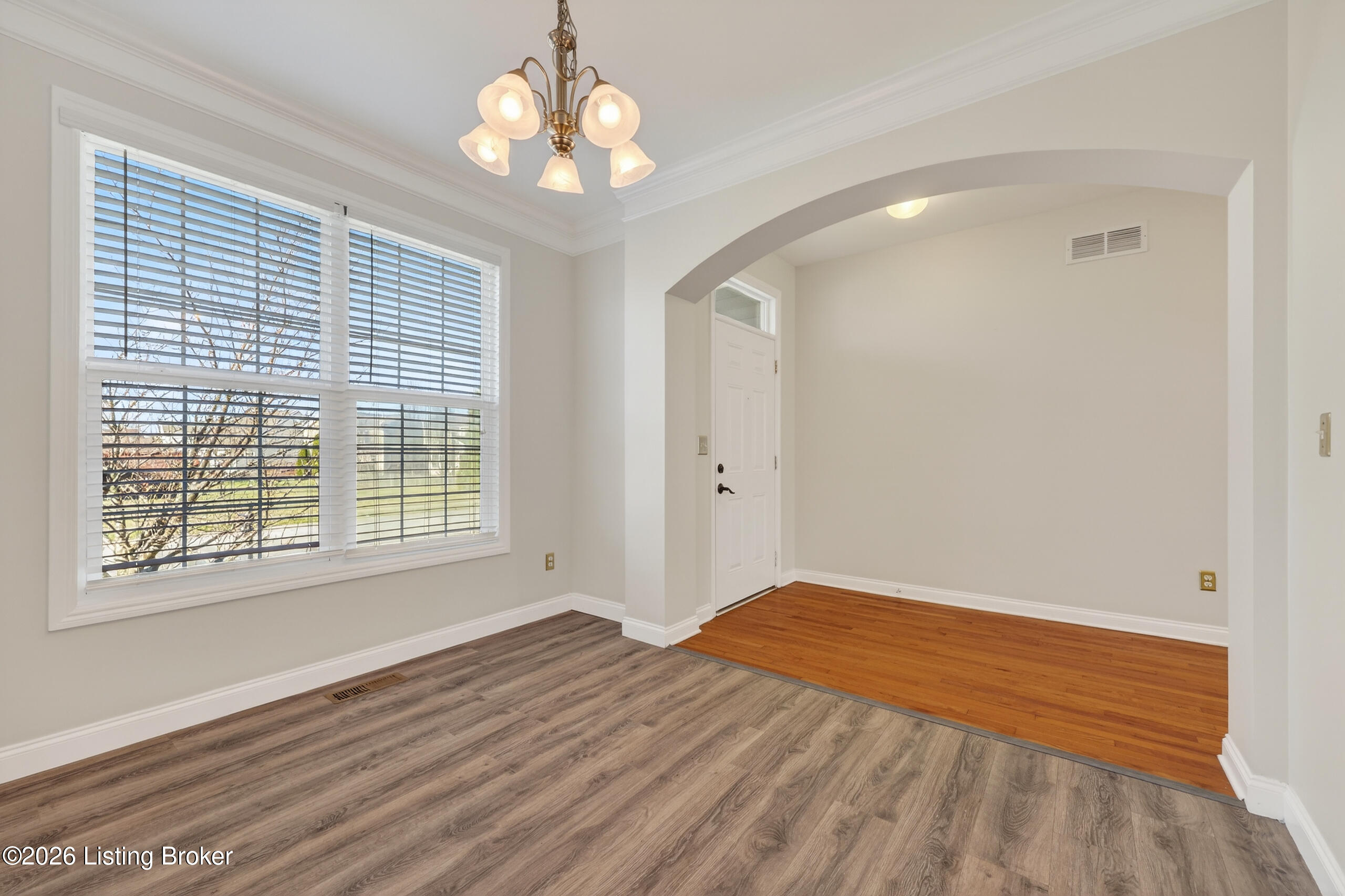 5609 Red Crested Way Property Photo 4