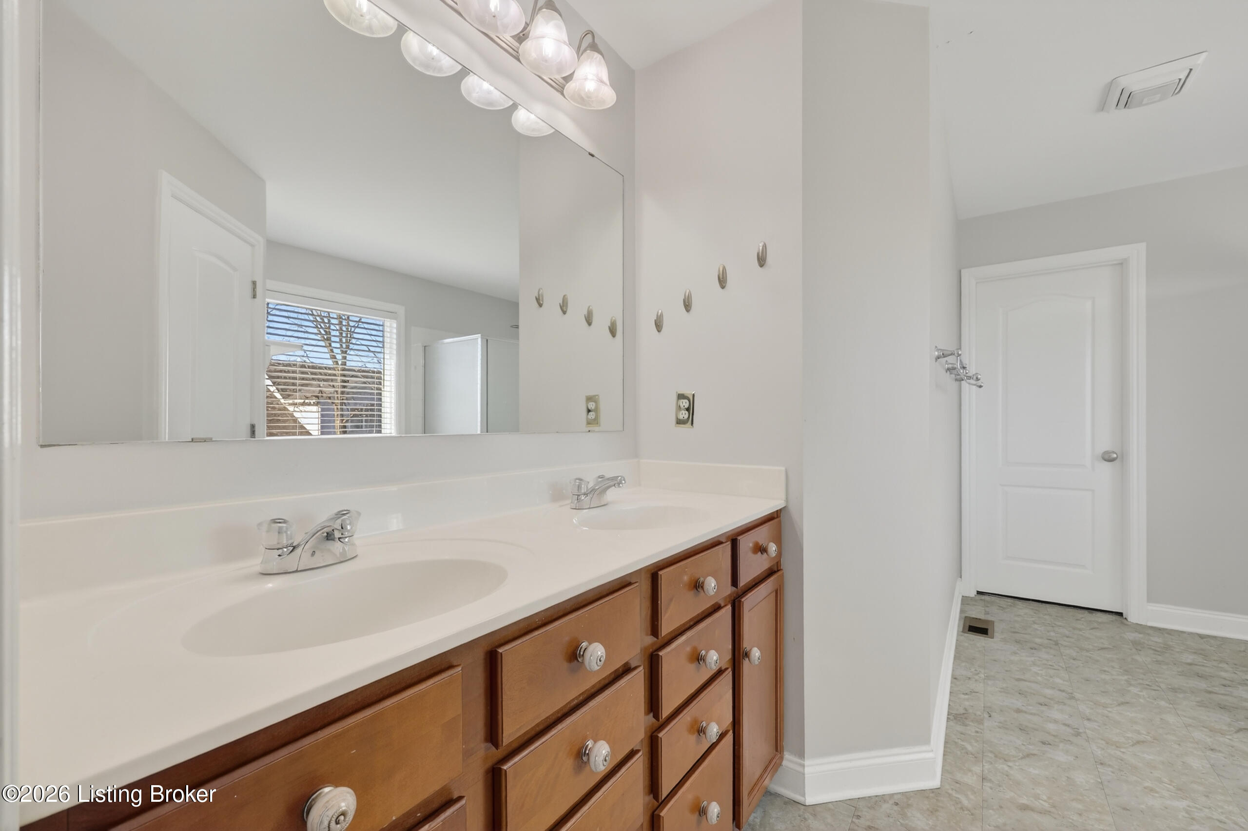 5609 Red Crested Way Property Photo 25