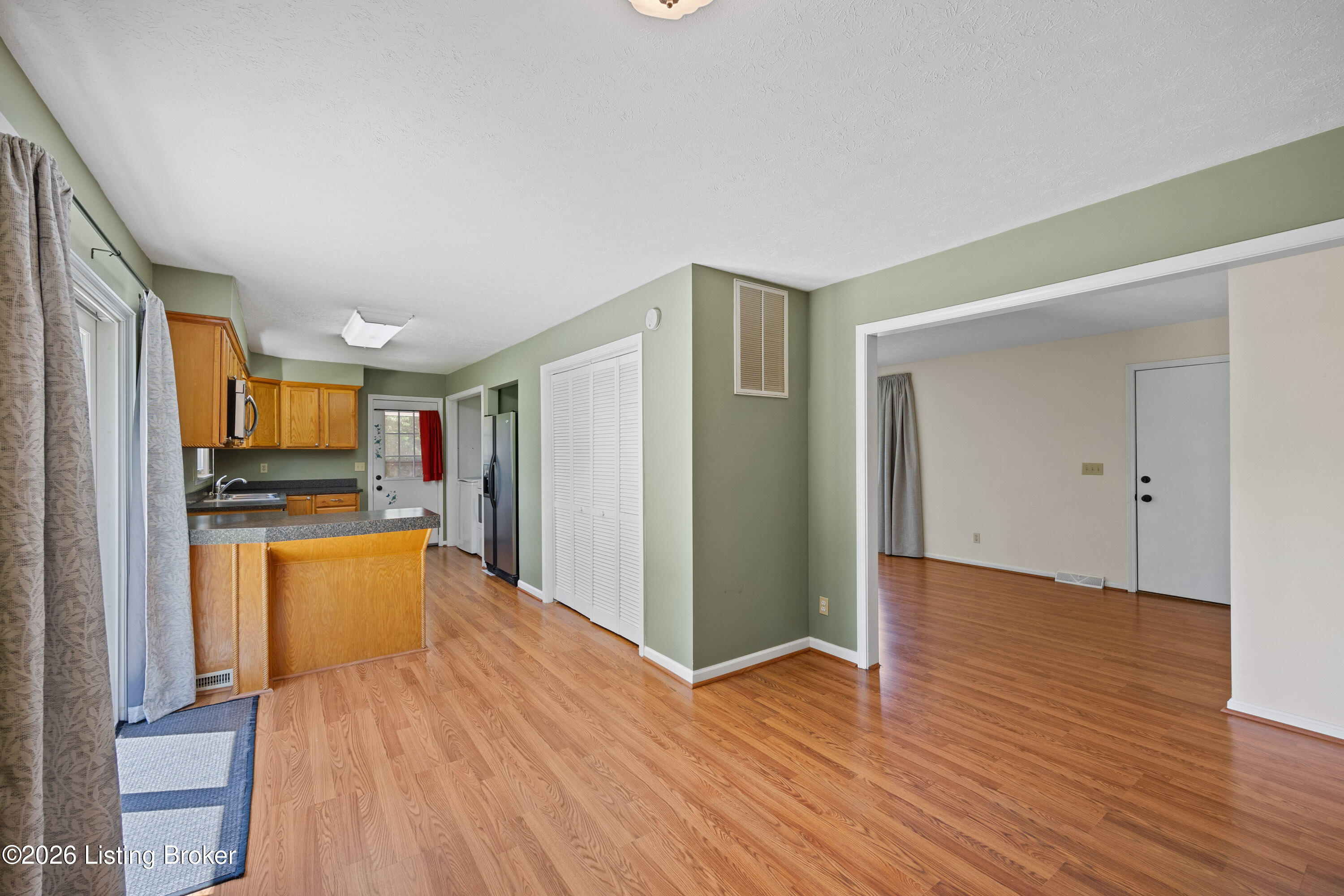 4010 Dixie Ln Property Photo 10