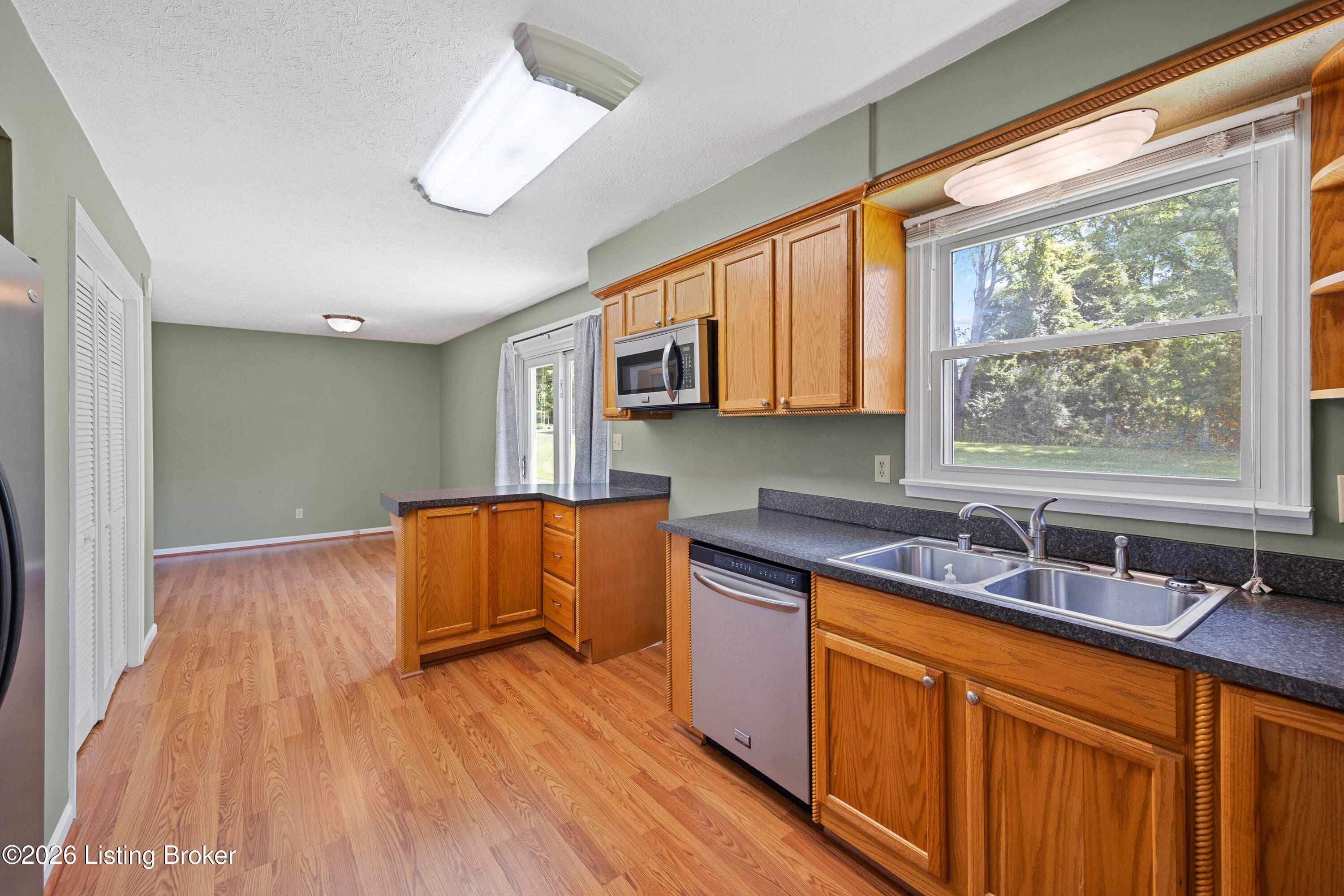 4010 Dixie Ln Property Photo 15