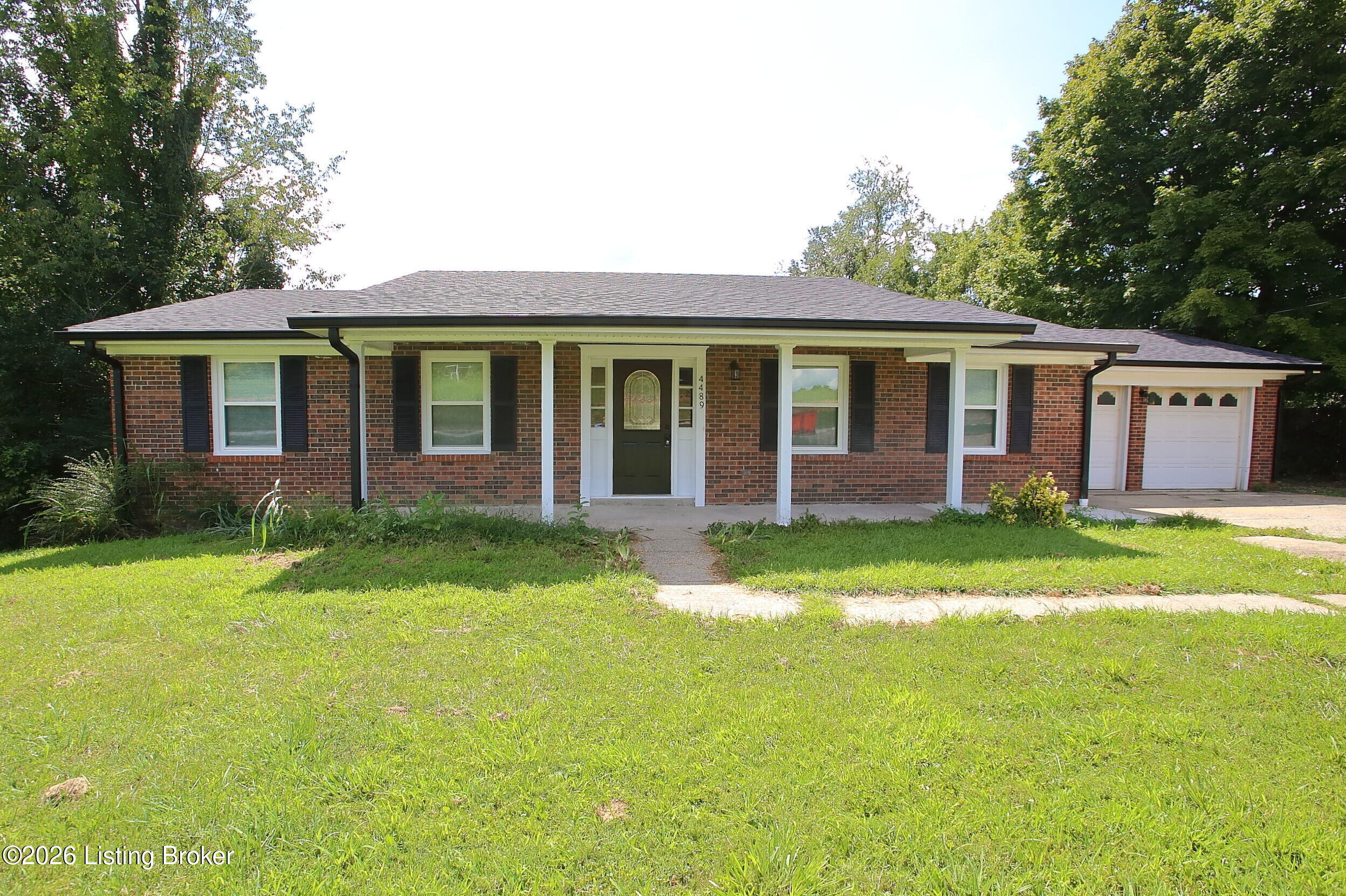 4489 Shepherdsville Rd Property Photo 1