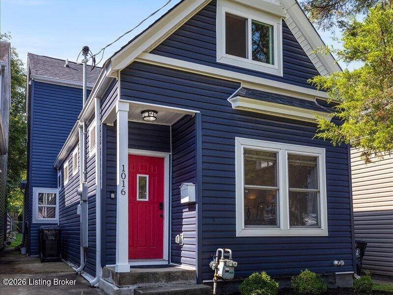 1016 E Saint Catherine St Property Photo 3