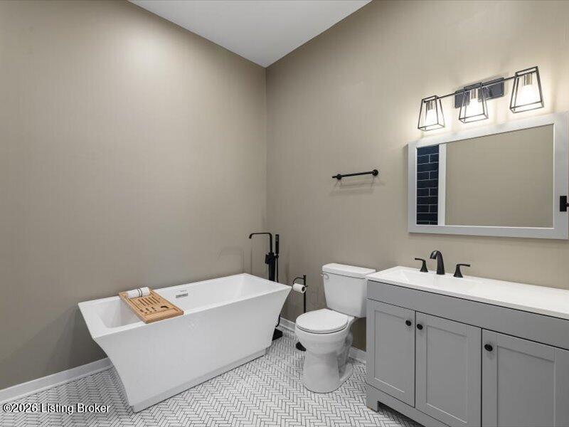 1016 E Saint Catherine St Property Photo 26