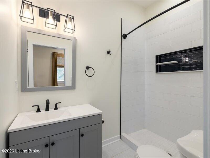 1016 E Saint Catherine St Property Photo 34
