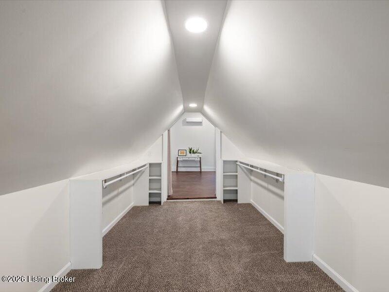 1016 E Saint Catherine St Property Photo 39