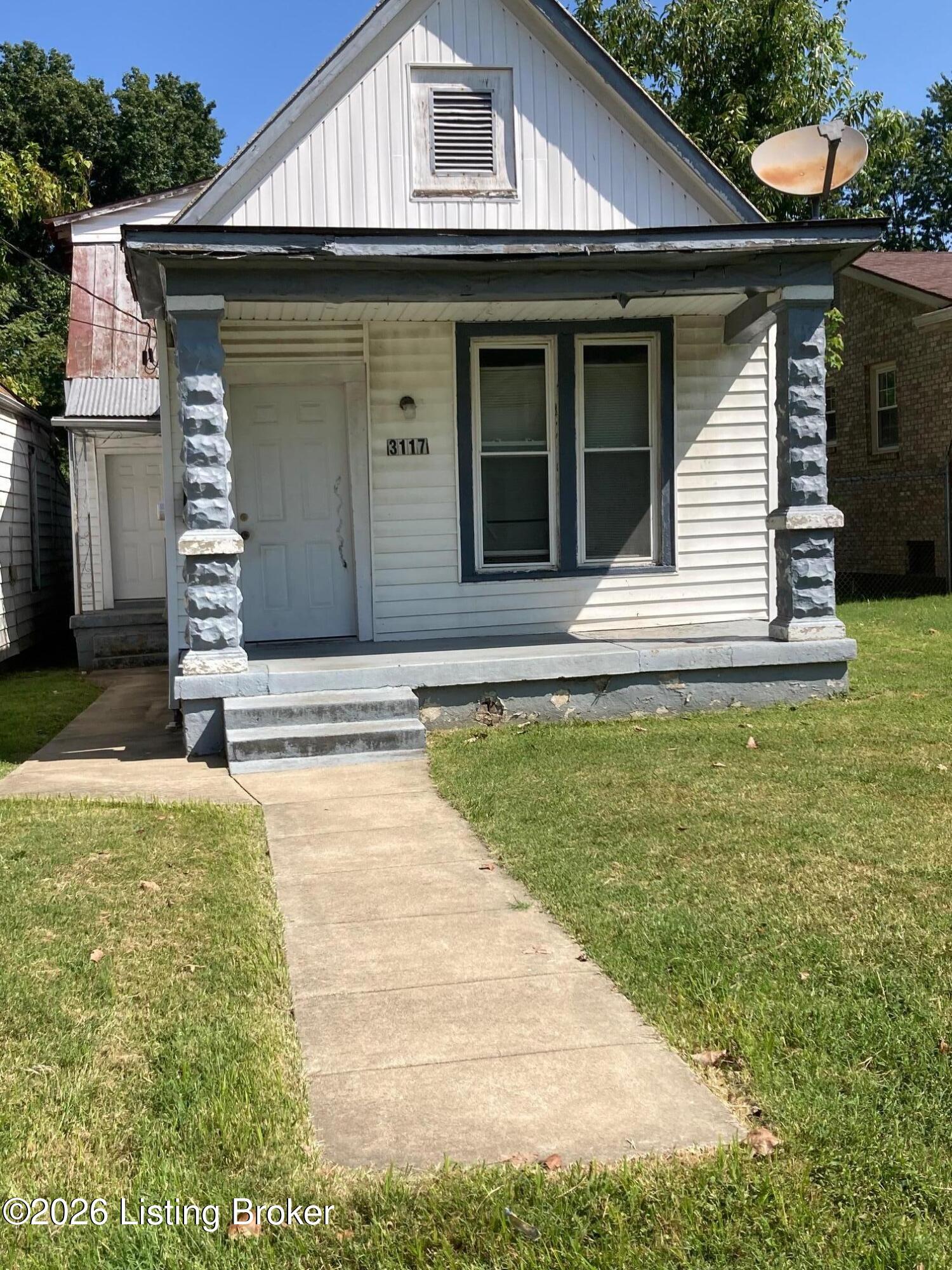 3117 W Magnolia Ave Property Photo 1