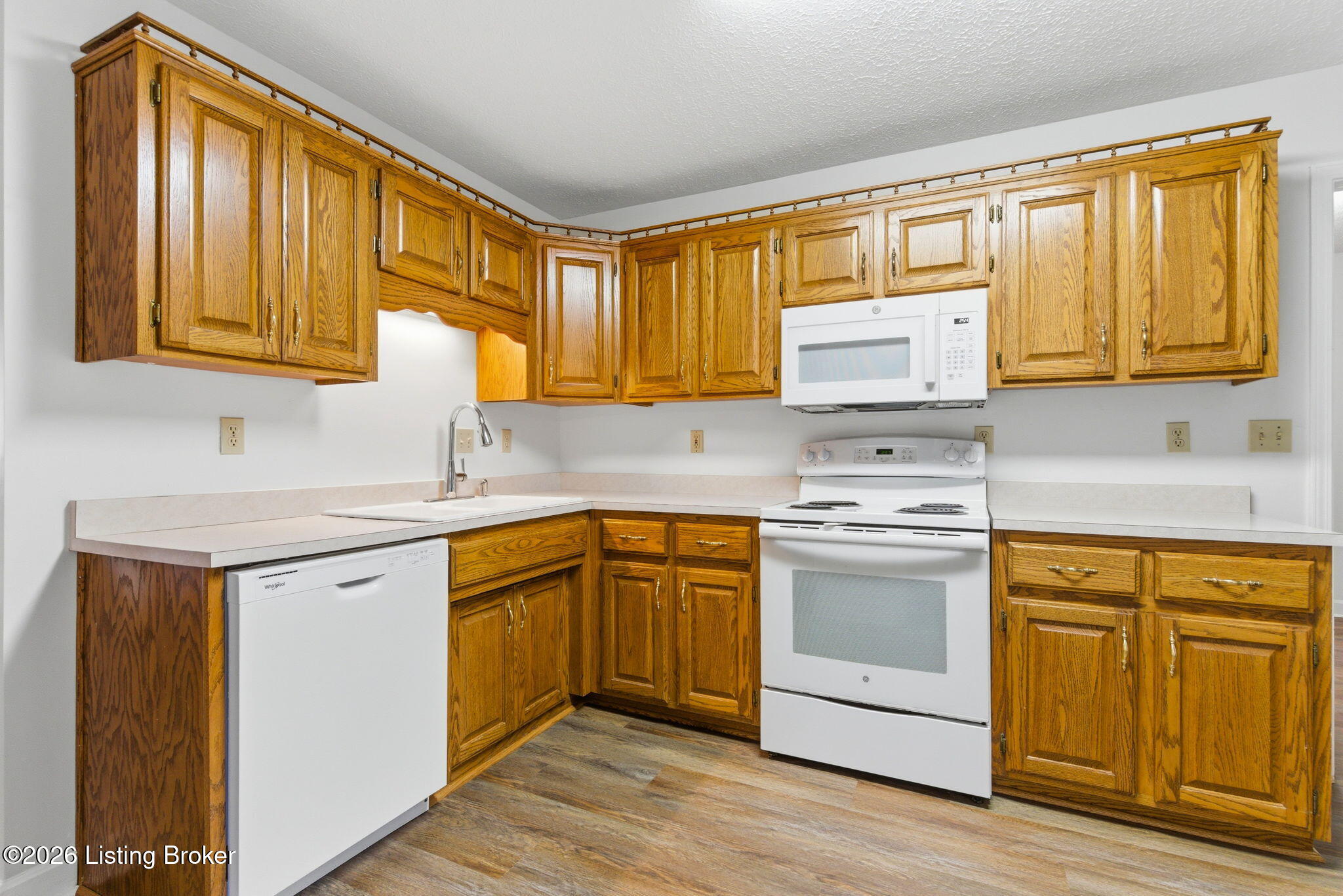 9411 Stonelanding Pl Property Photo 13