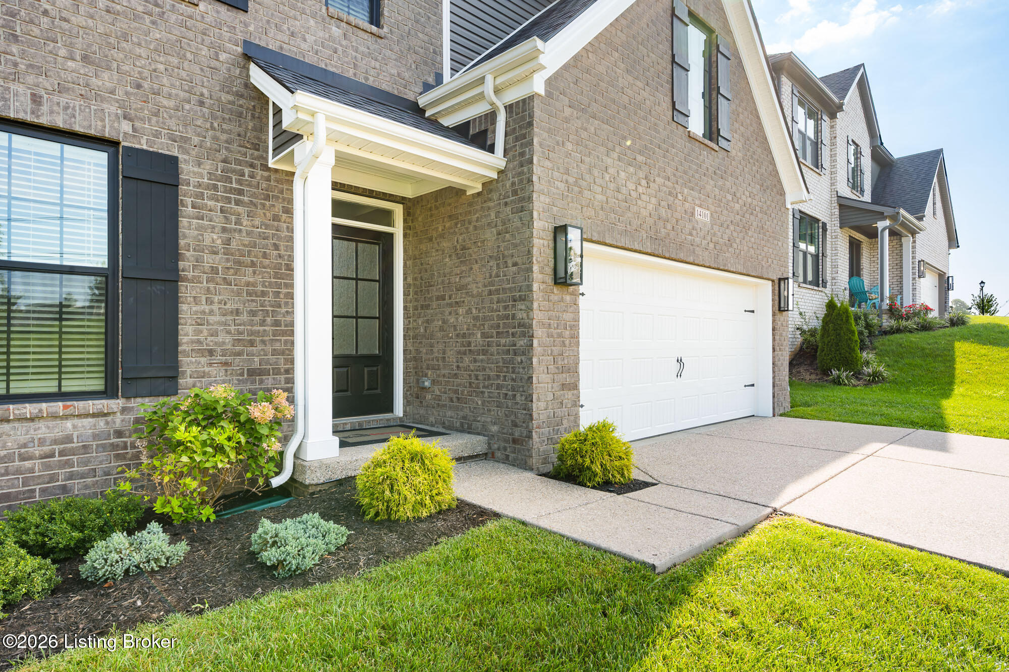 14101 Kings Chapel Way Property Photo 5
