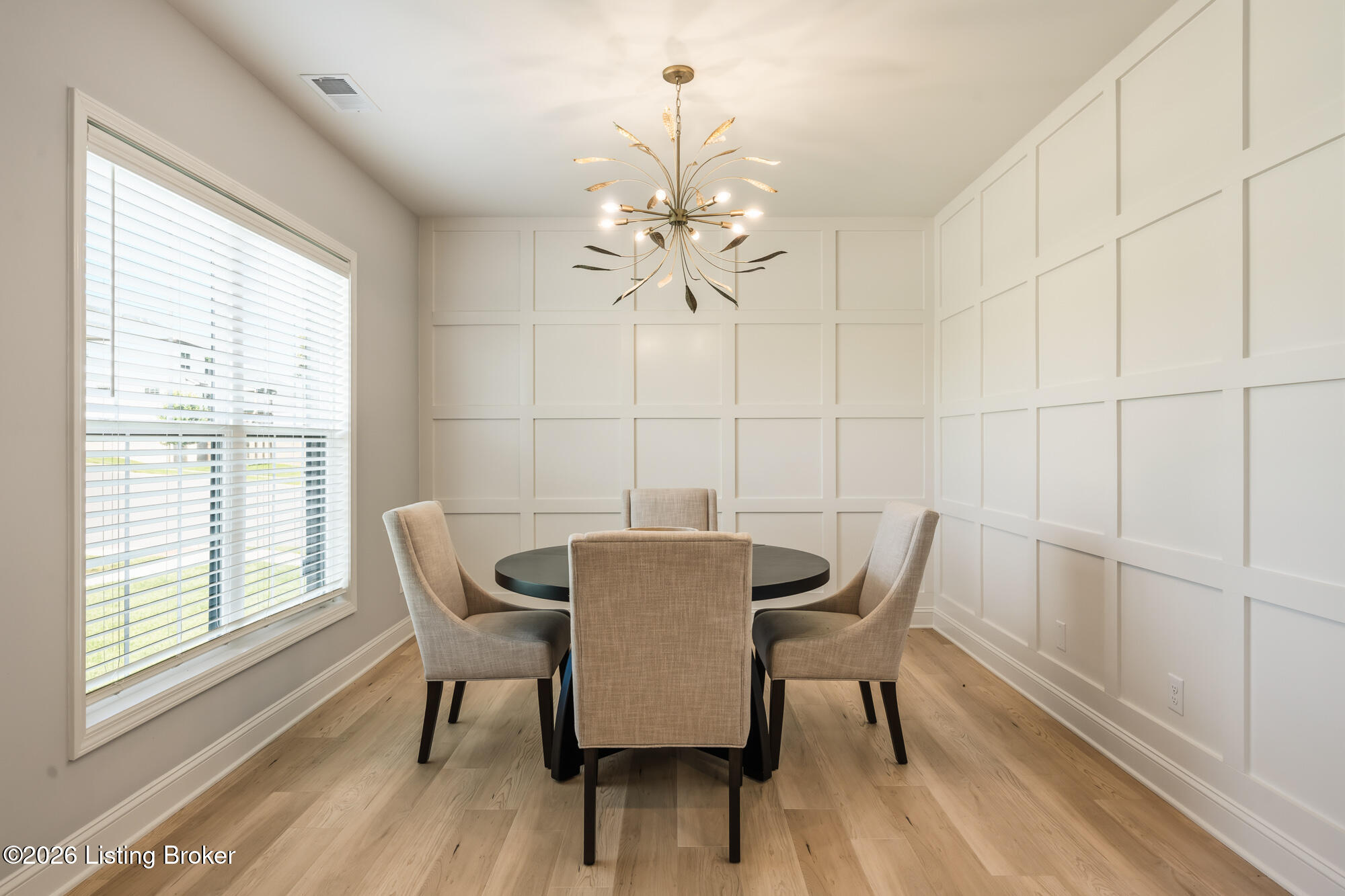 14101 Kings Chapel Way Property Photo 7