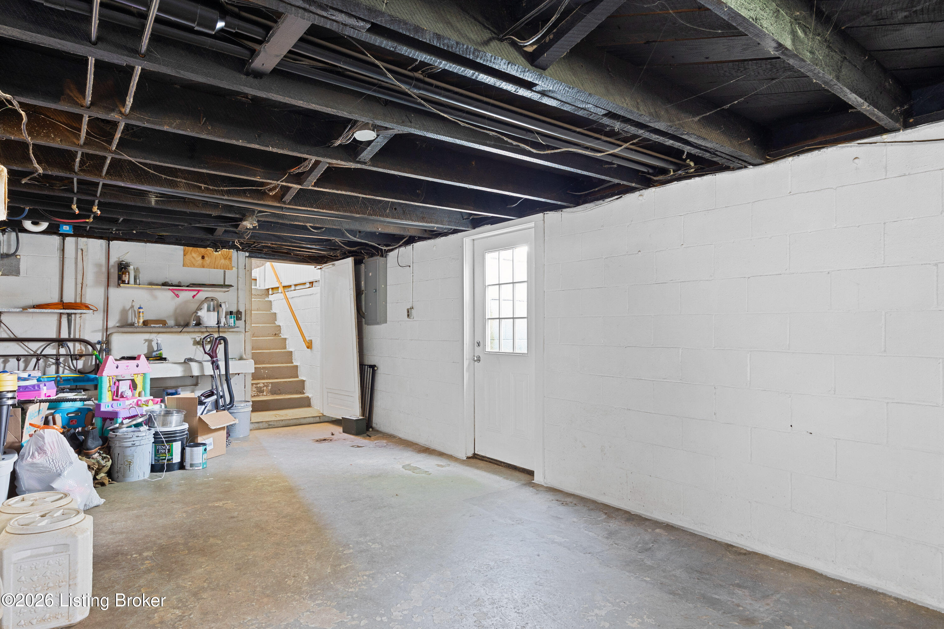 6534 Valley Creek Rd Property Photo 23