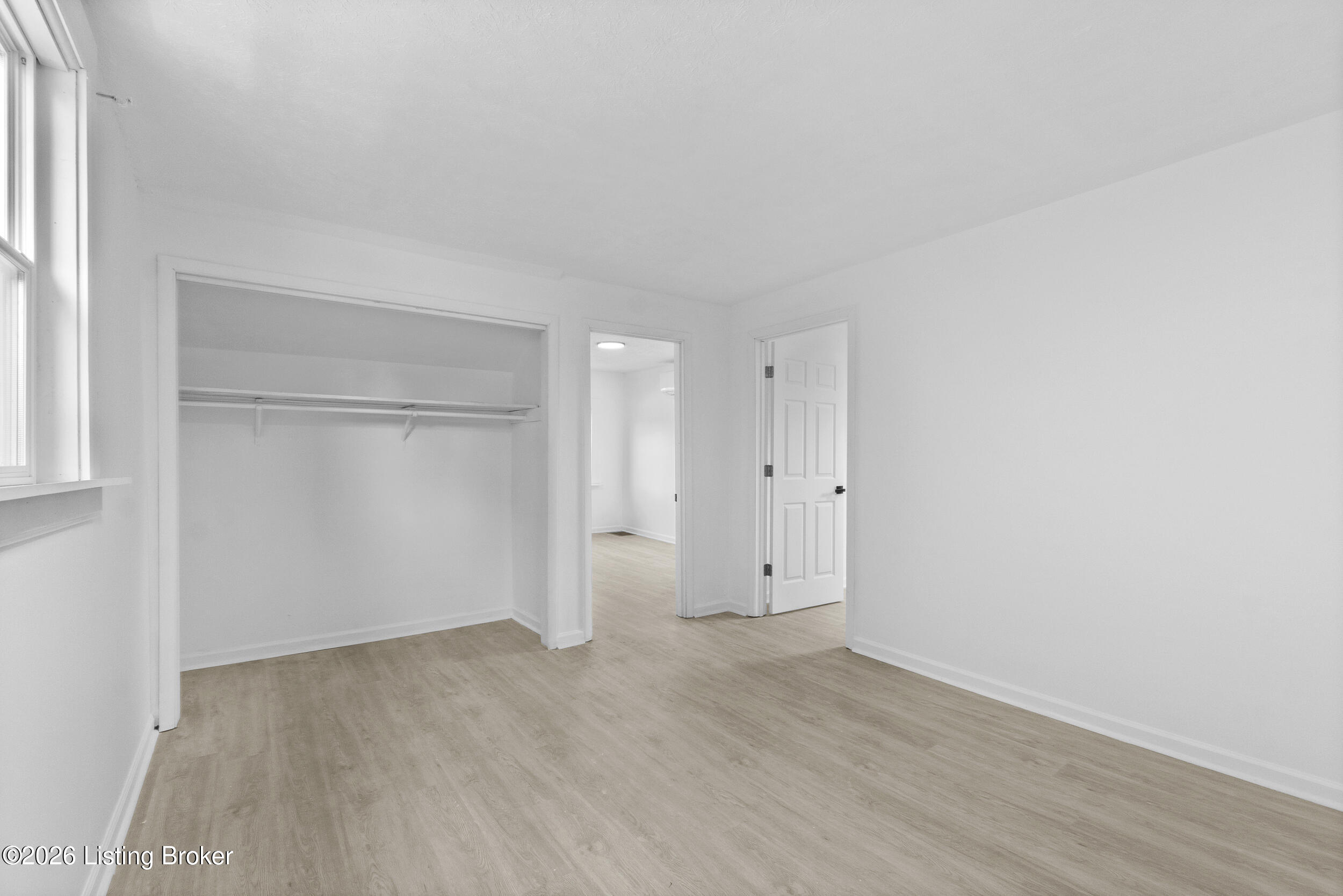 343 Glendora Ave Property Photo 24