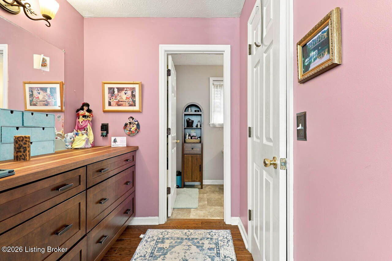 1117 Leathers Ln Property Photo 24