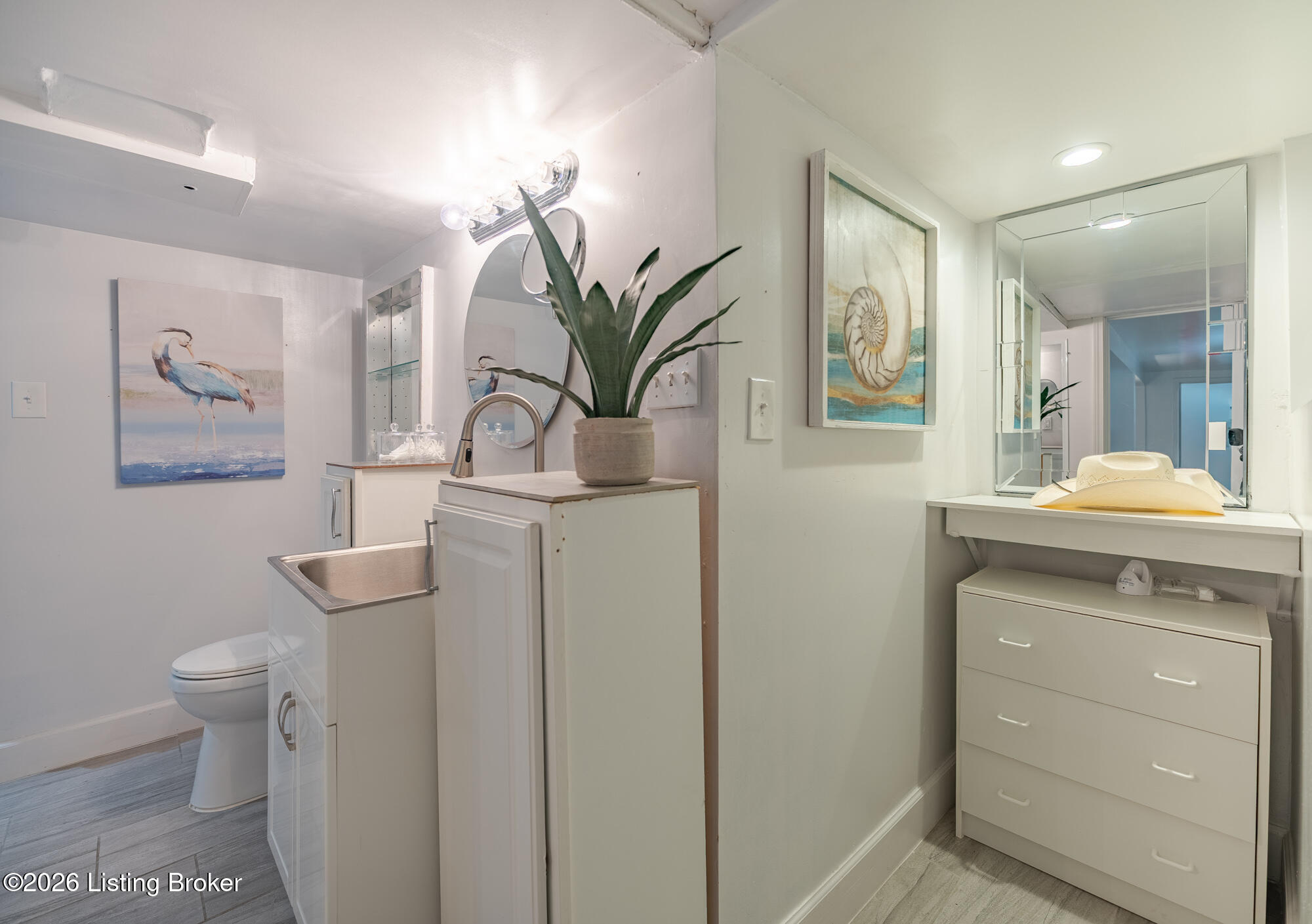 211 Pennsylvania Ave Property Photo 41