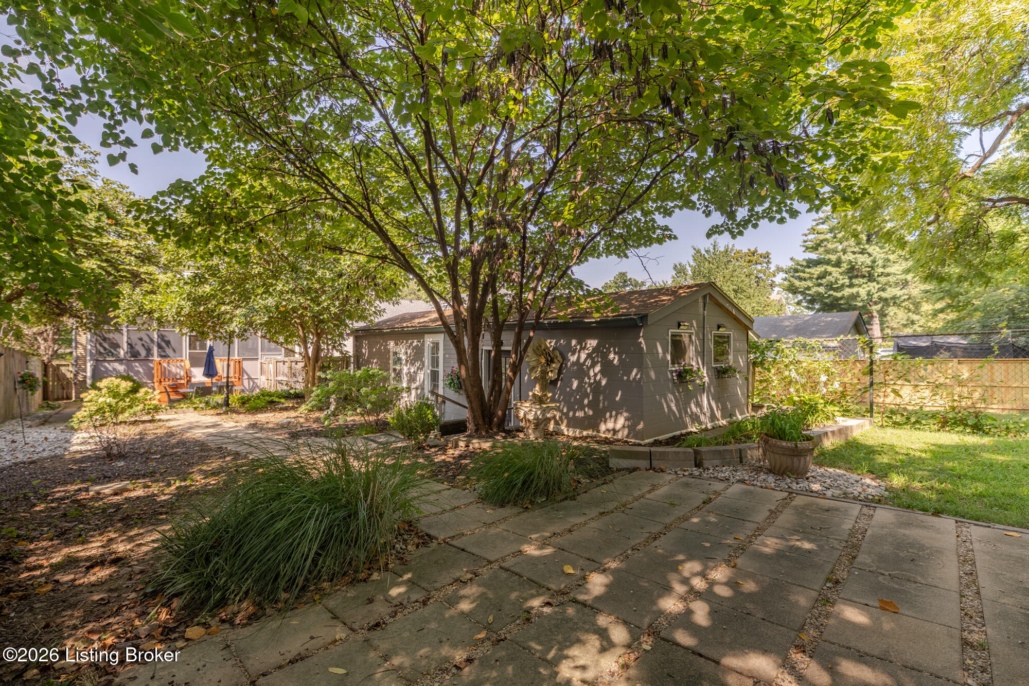 211 Pennsylvania Ave Property Photo 55