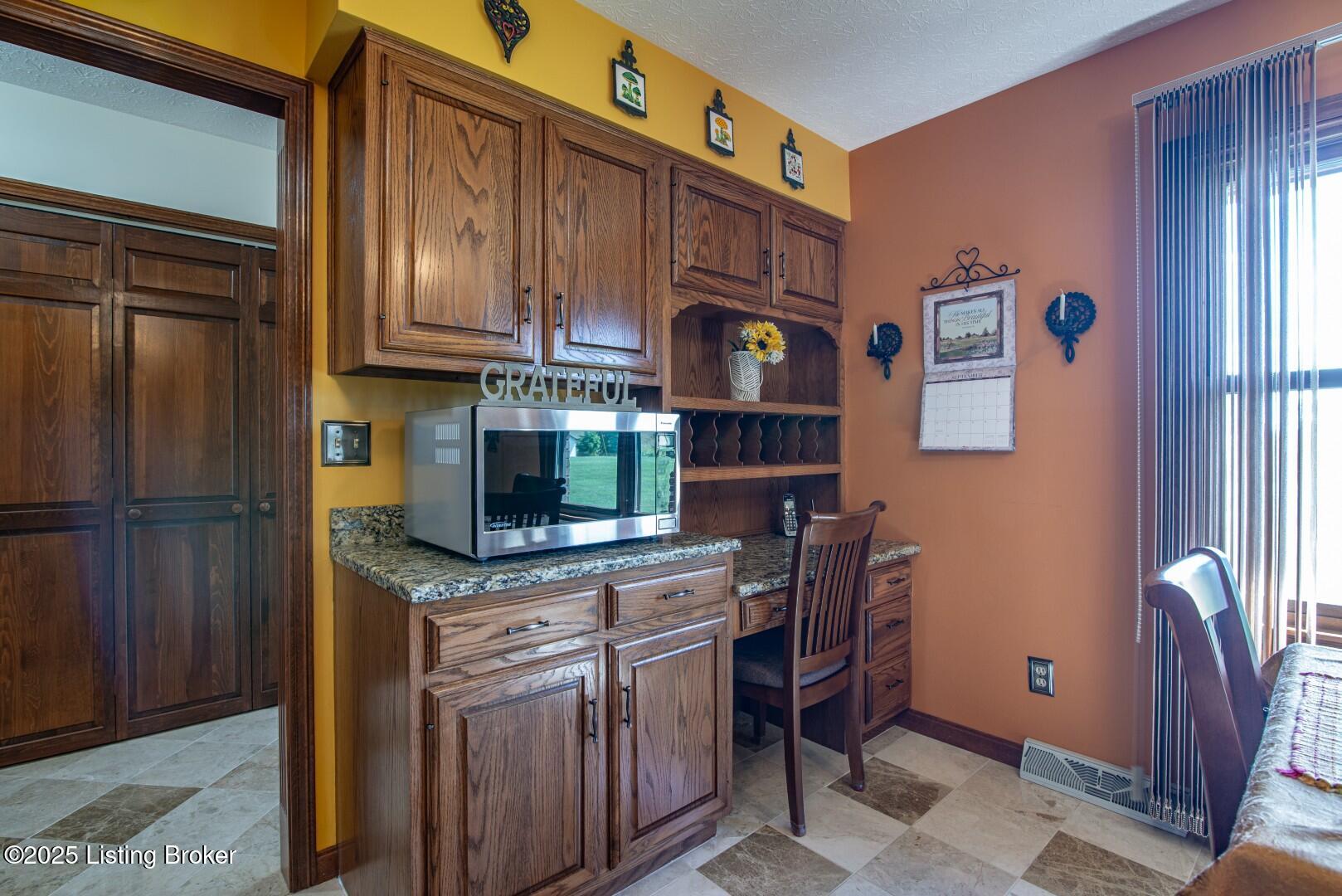 11441 Rineyville Rd Property Photo 43