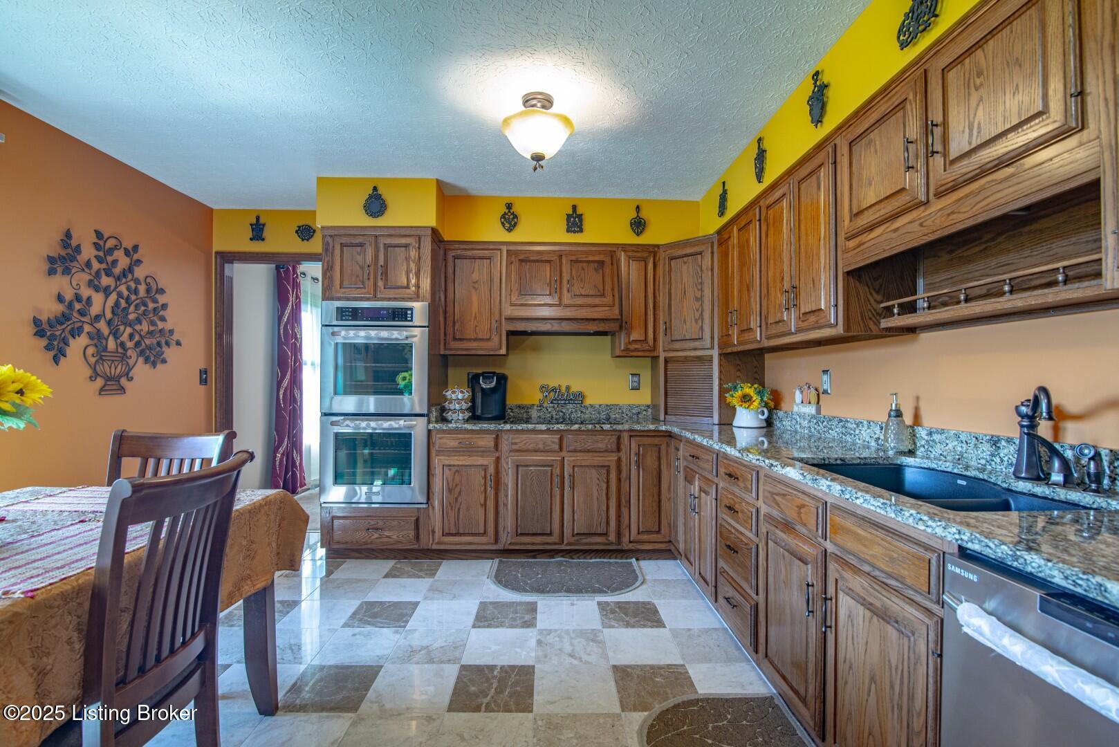 11441 Rineyville Rd Property Photo 47