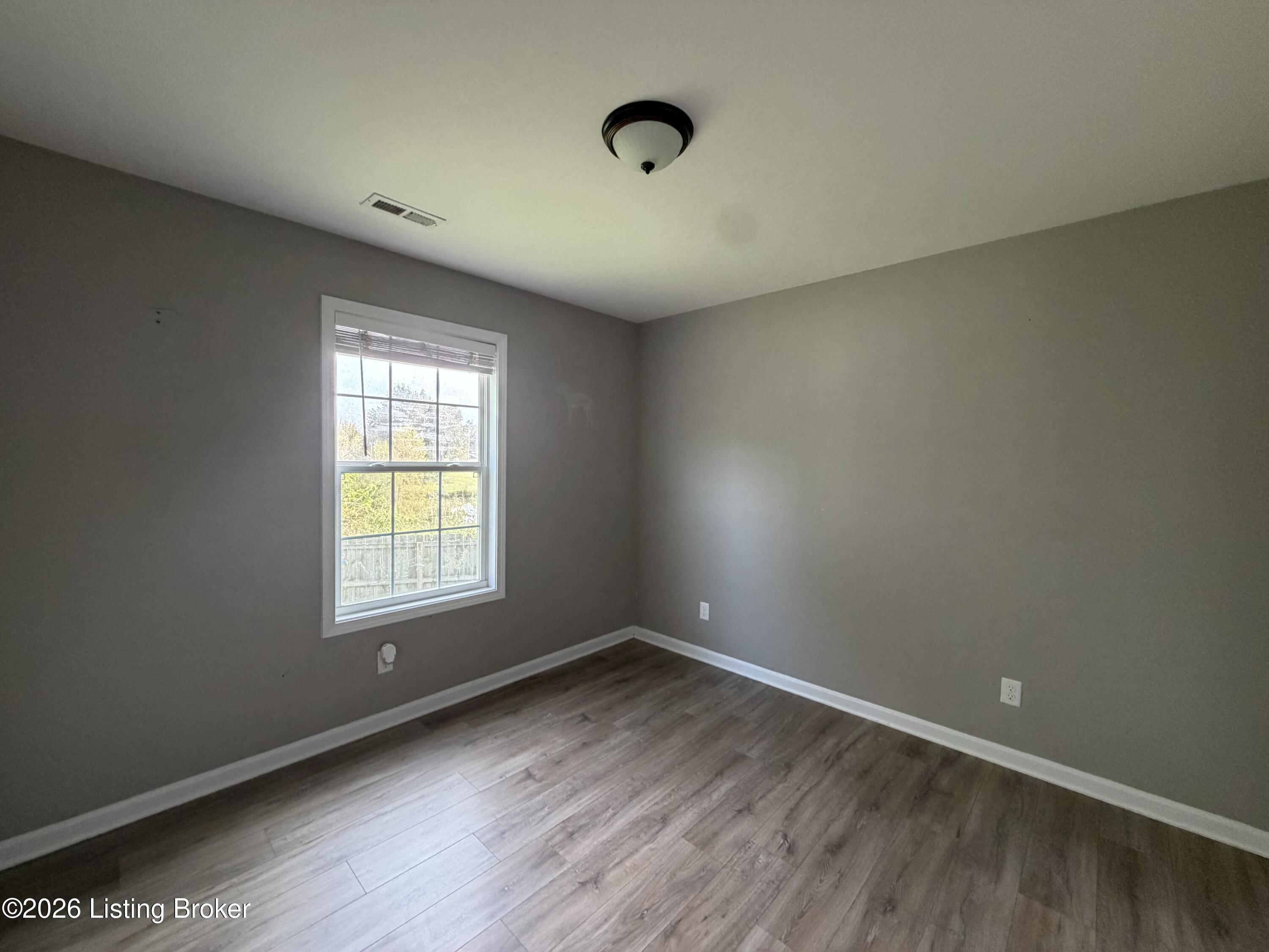 111 Elijah Way Property Photo 24